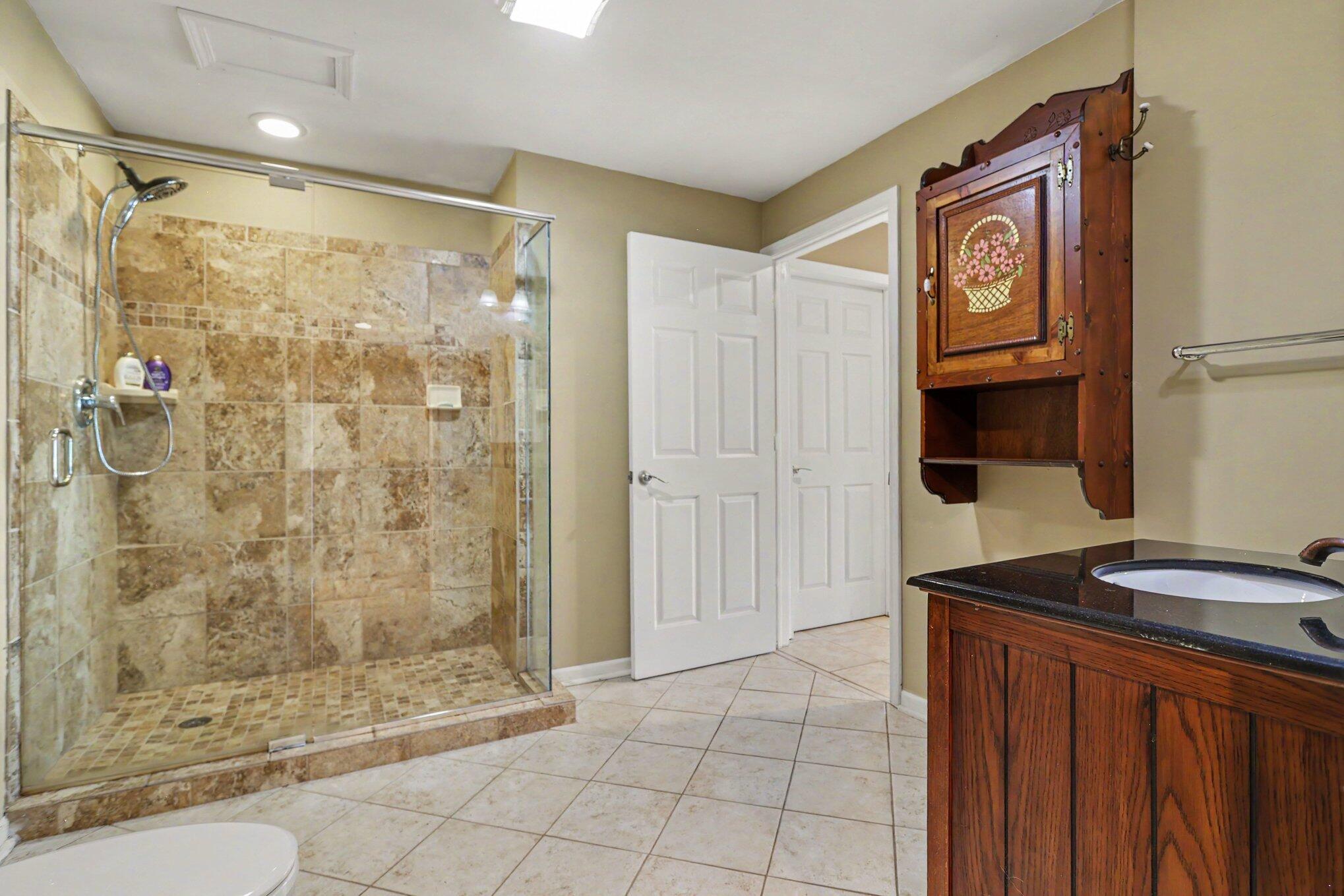 7805 Cougar Drive Property Photo 41