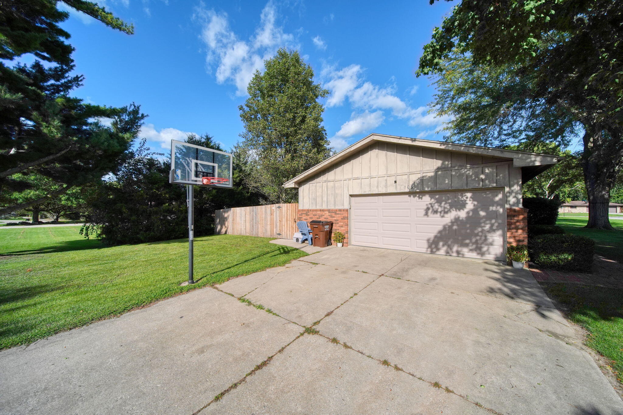 105 Sunset Drive Property Photo 37