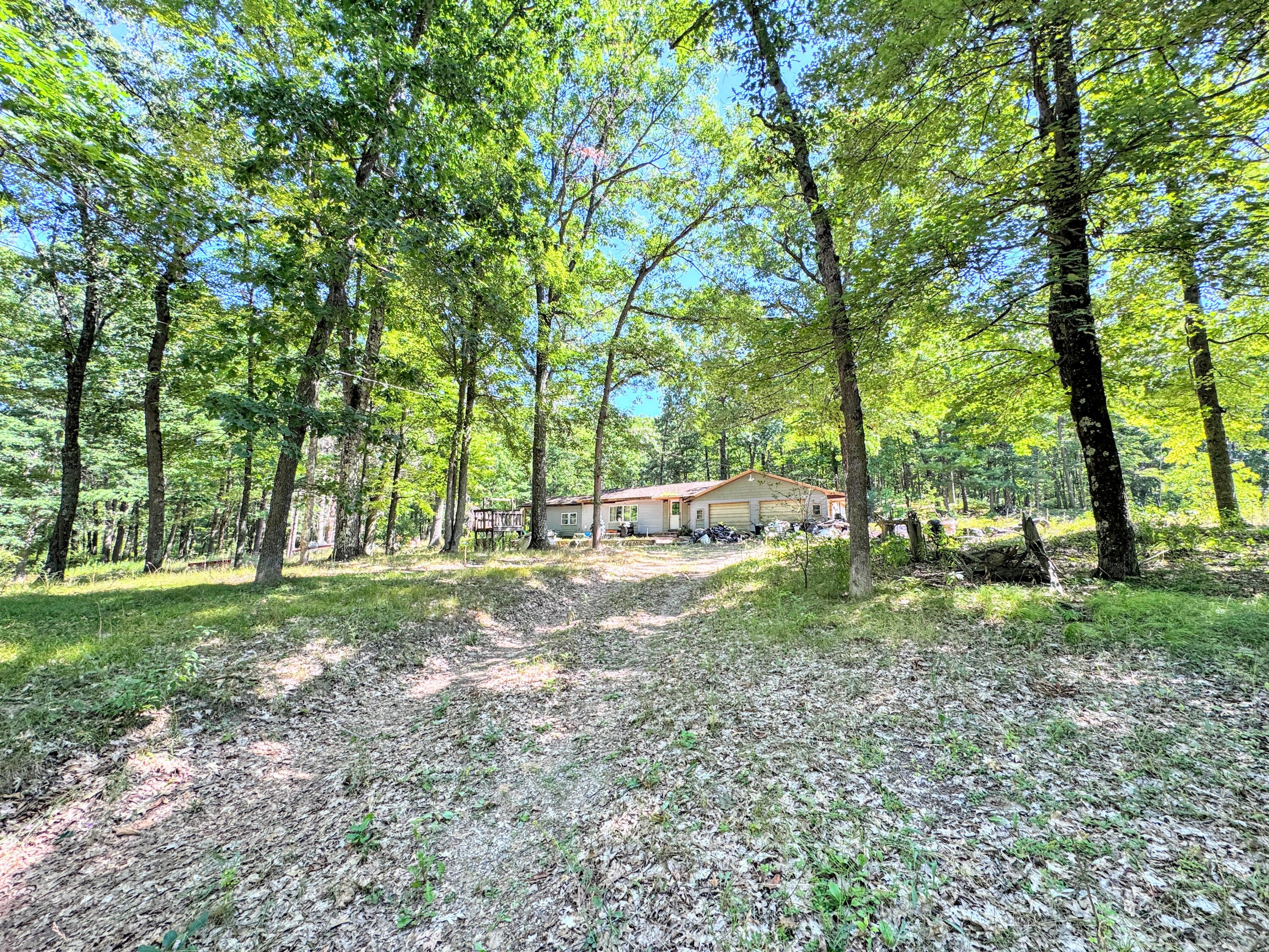 7022 S Queens Highway Property Photo 1