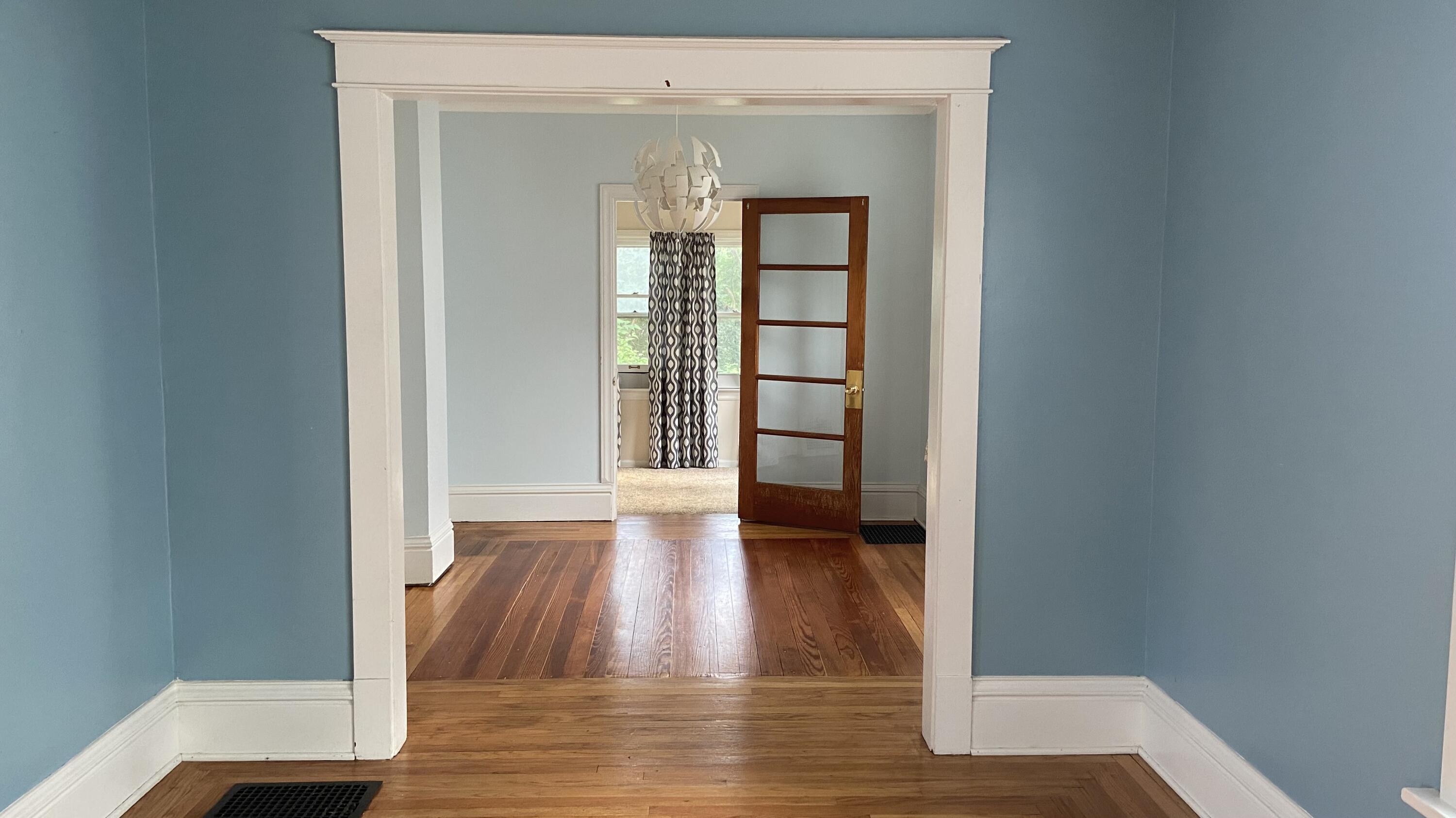 427 Den Adel Court Property Photo 10
