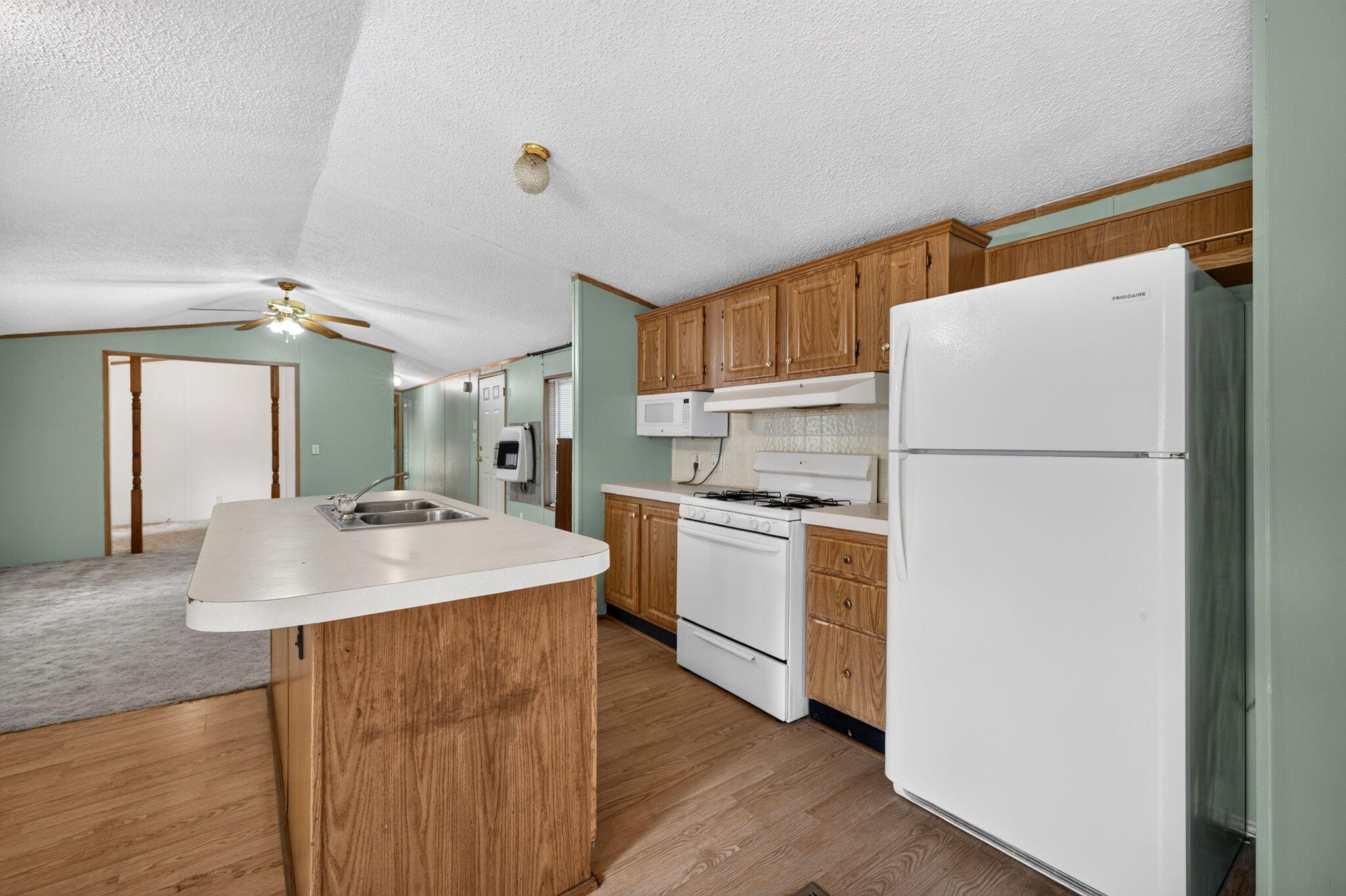 9455 E Lane Drive Property Photo 6