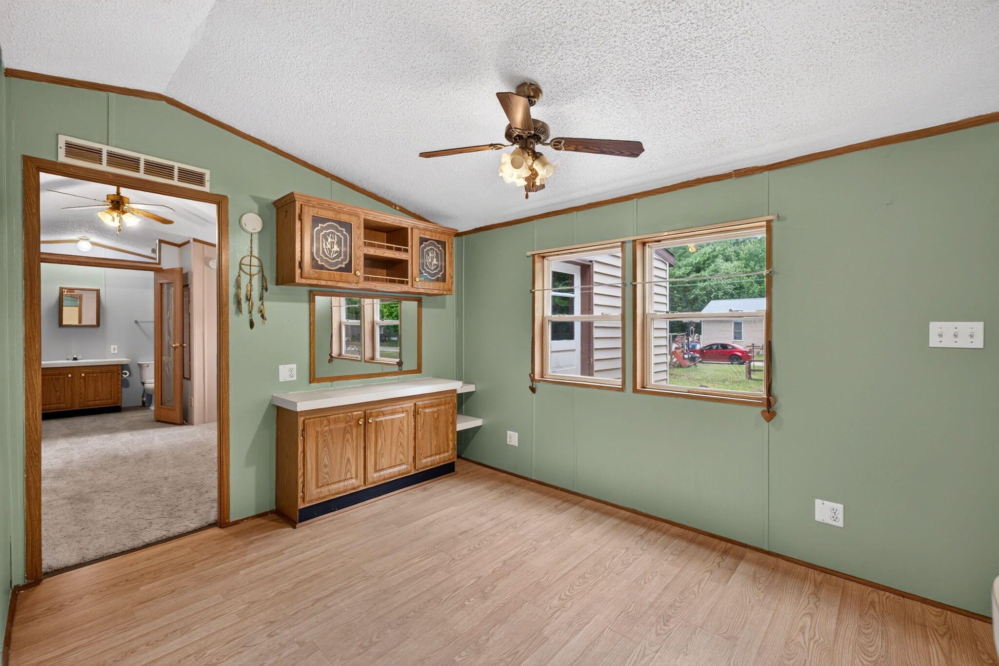 9455 E Lane Drive Property Photo 13