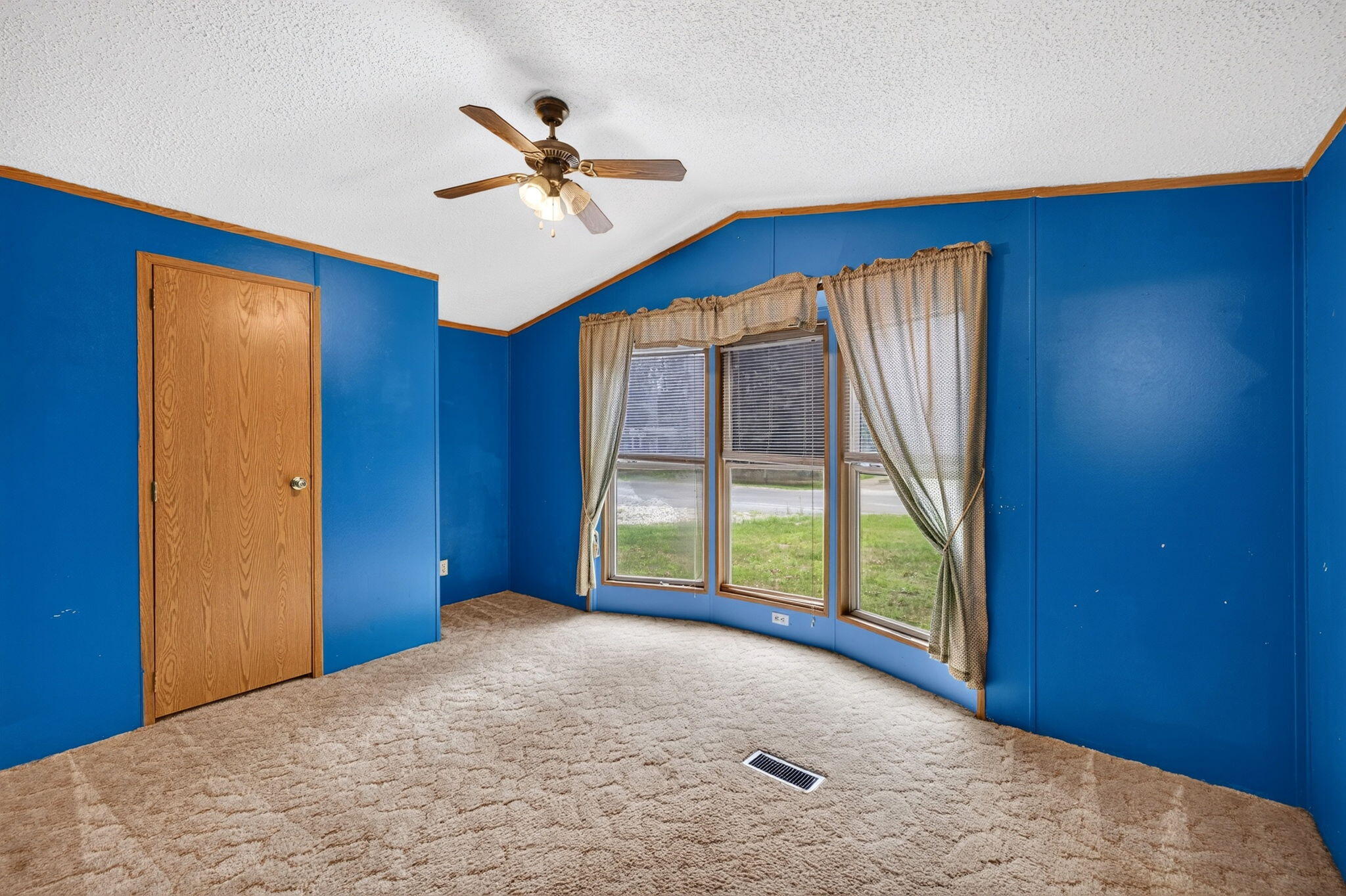 9455 E Lane Drive Property Photo 22