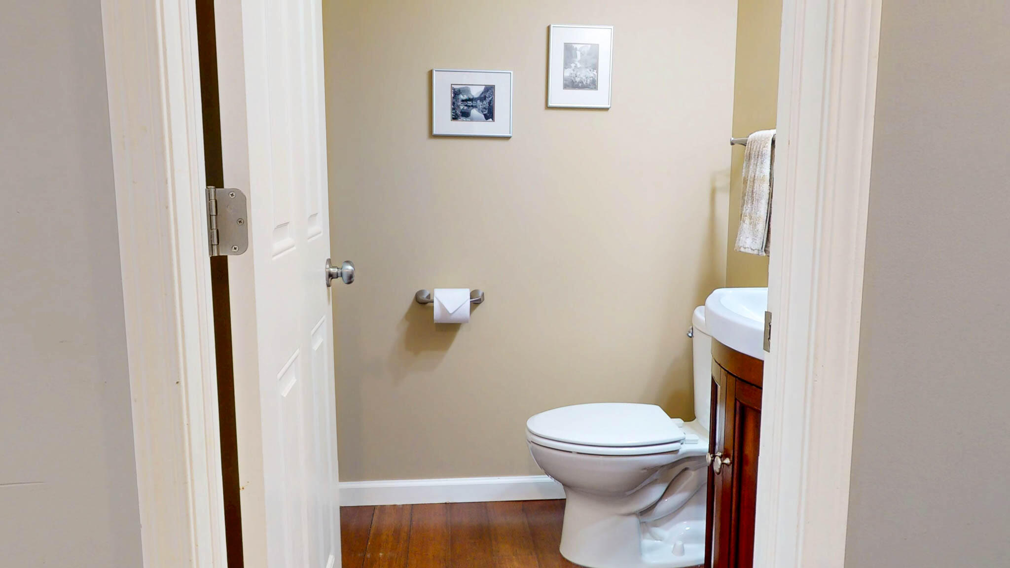 8402 Walnut Hill Property Photo 10
