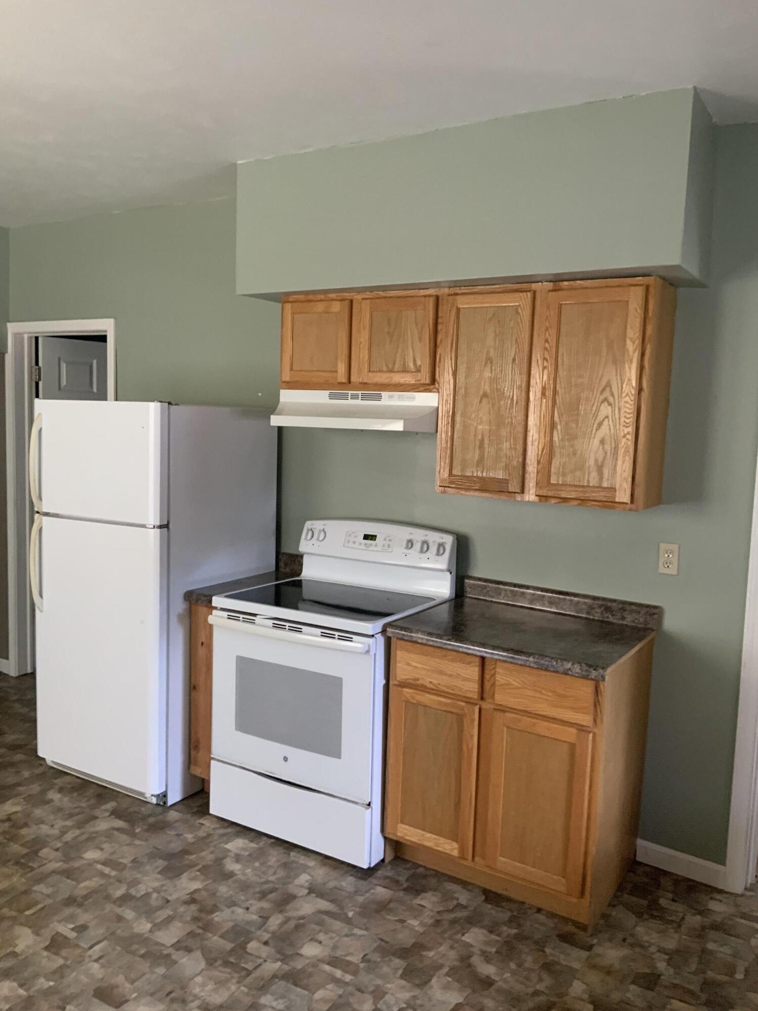 4984 N State Road Property Photo 5