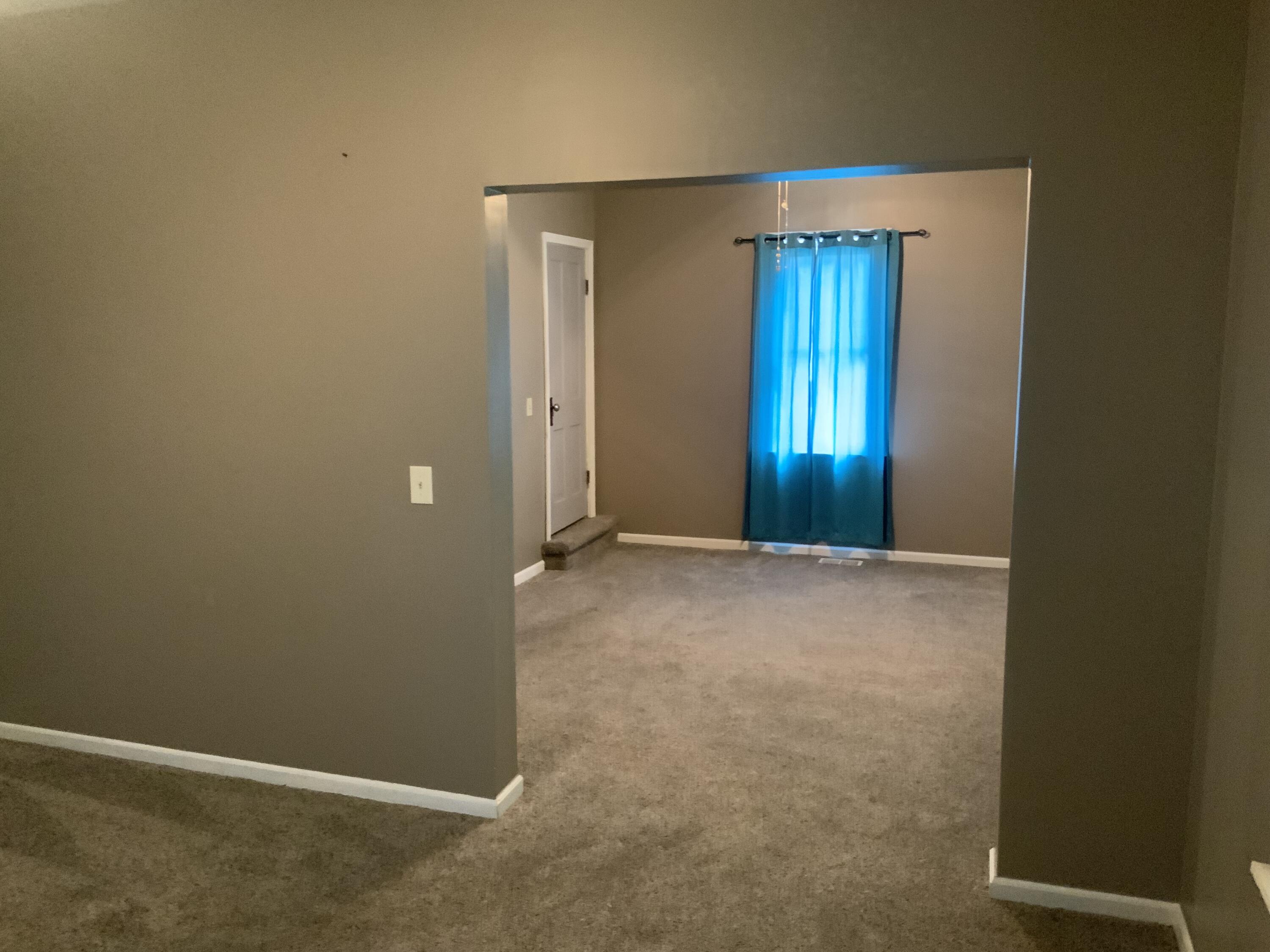 4984 N State Road Property Photo 10