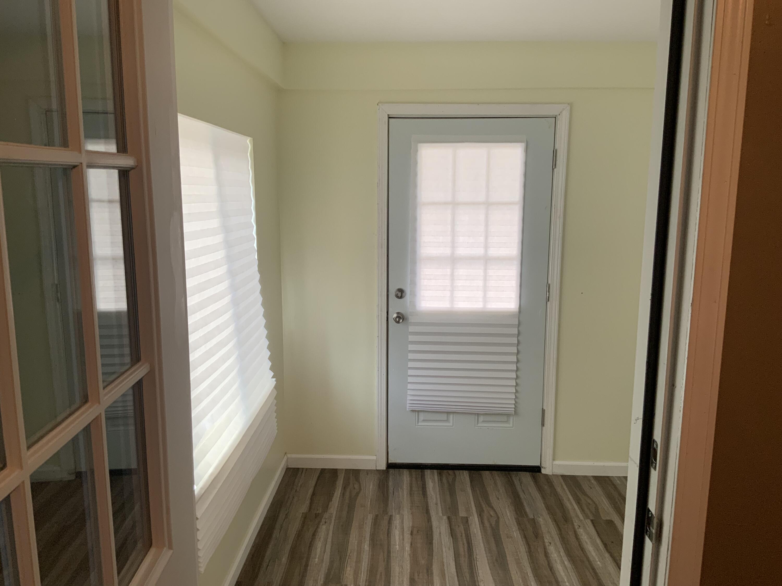 4984 N State Road Property Photo 23
