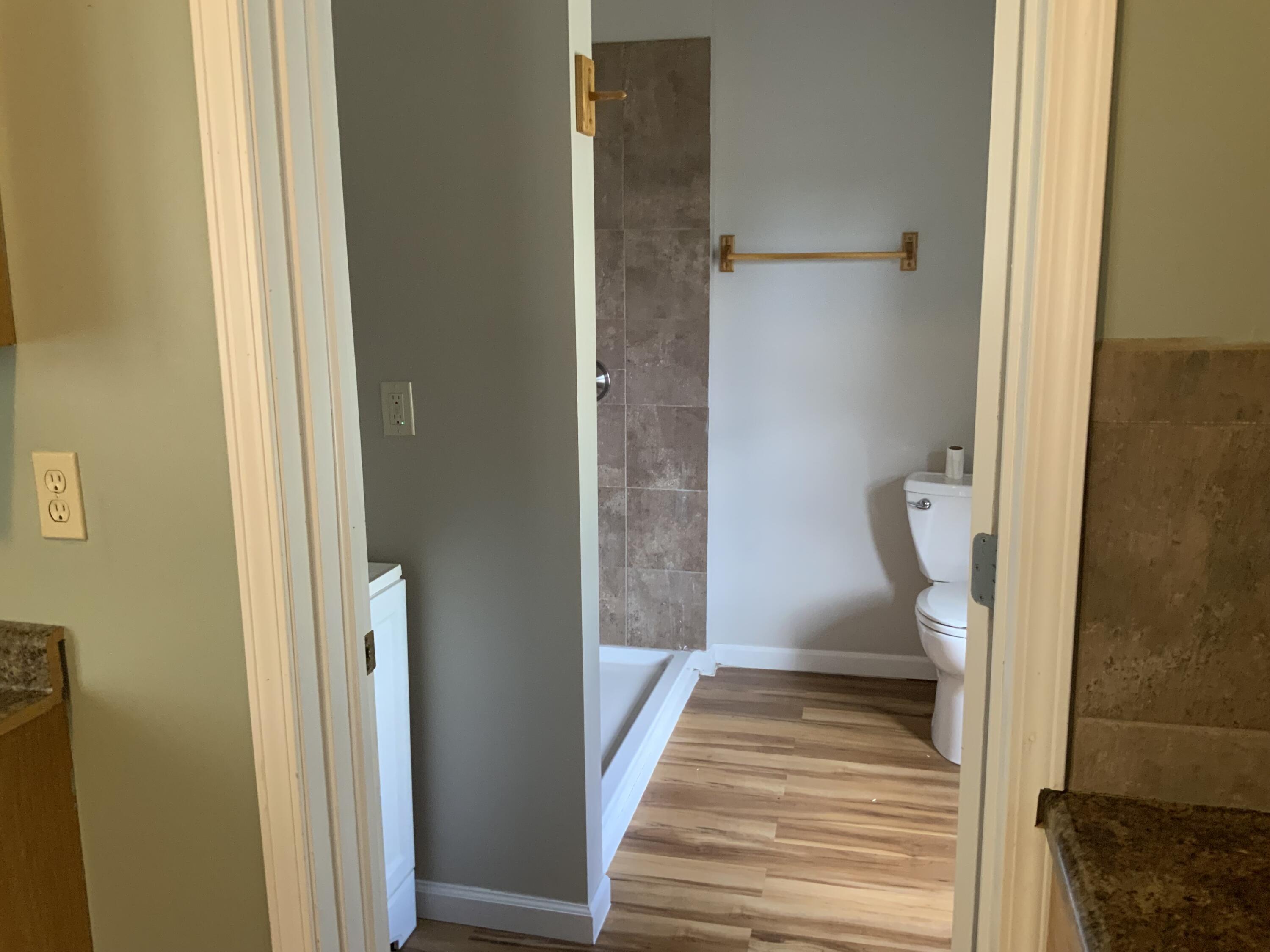 4984 N State Road Property Photo 25