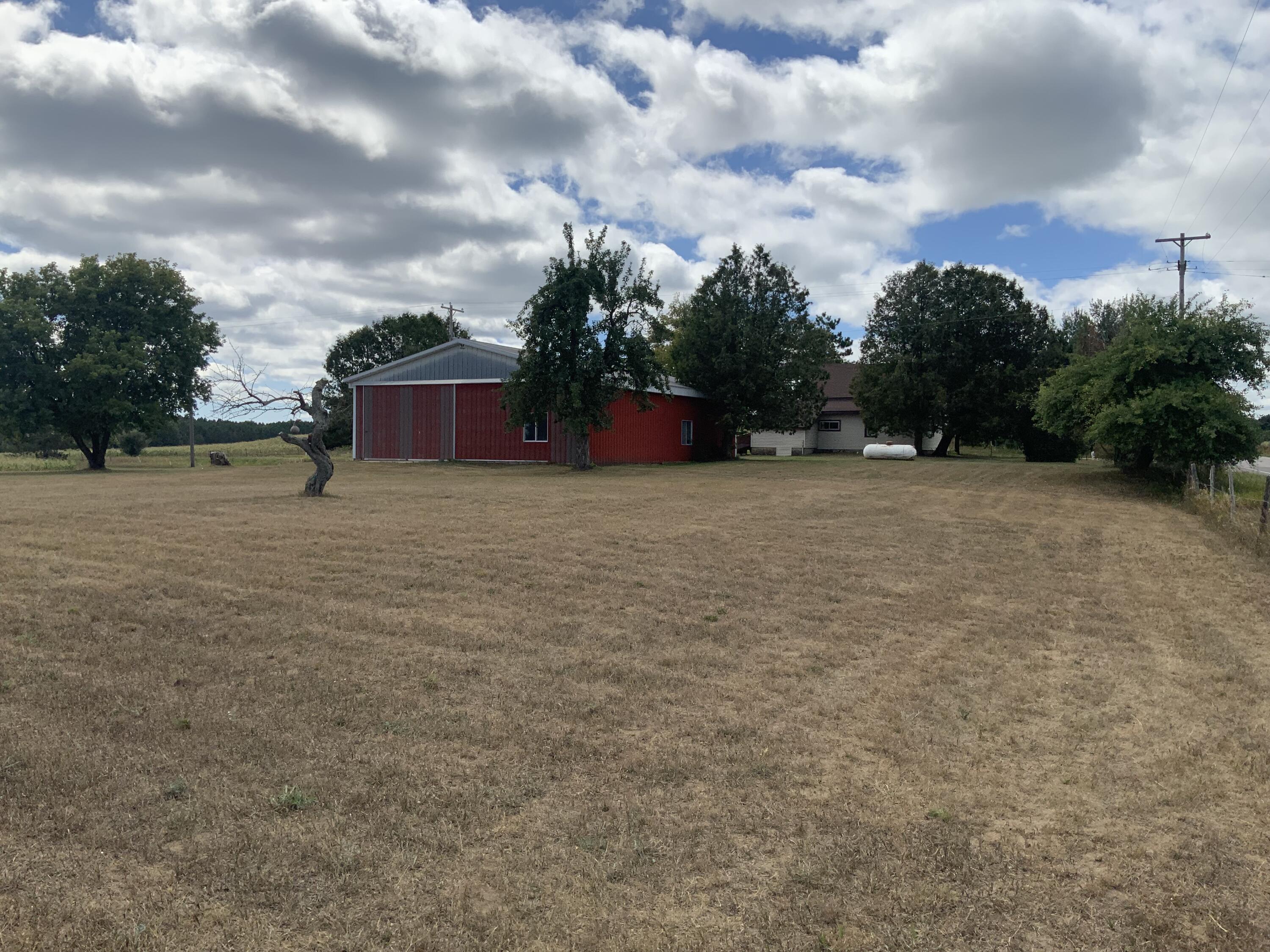 4984 N State Road Property Photo 33