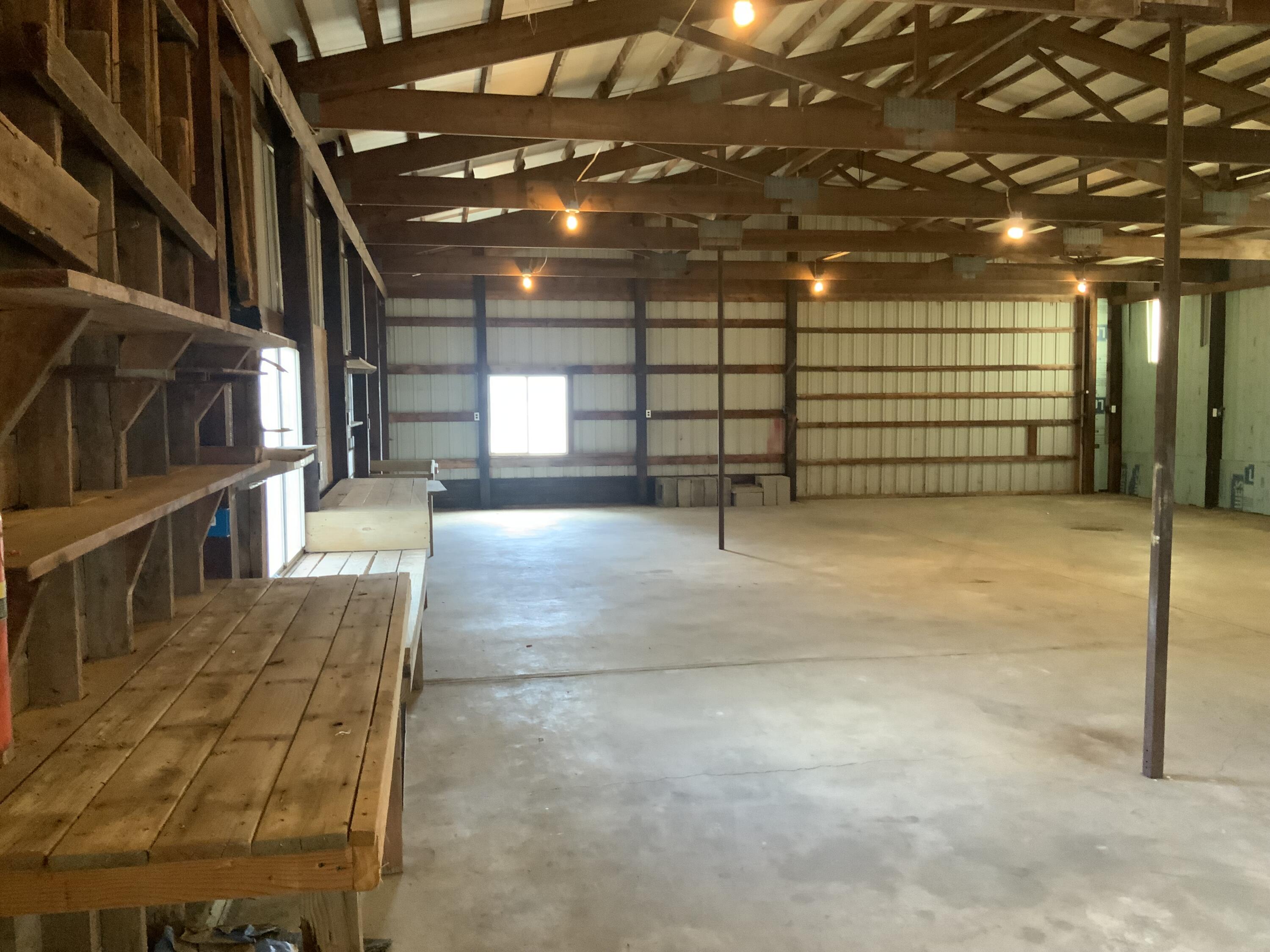 4984 N State Road Property Photo 36