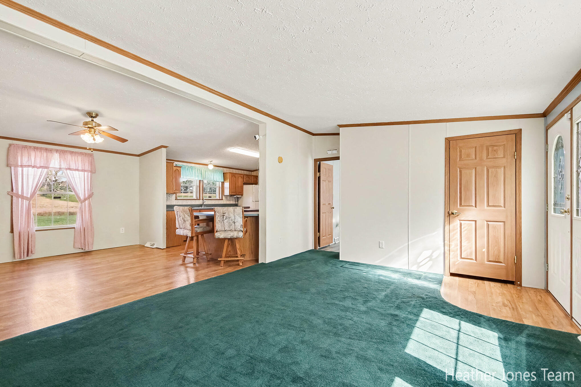 3349 N Pine Grove Road Property Photo 10