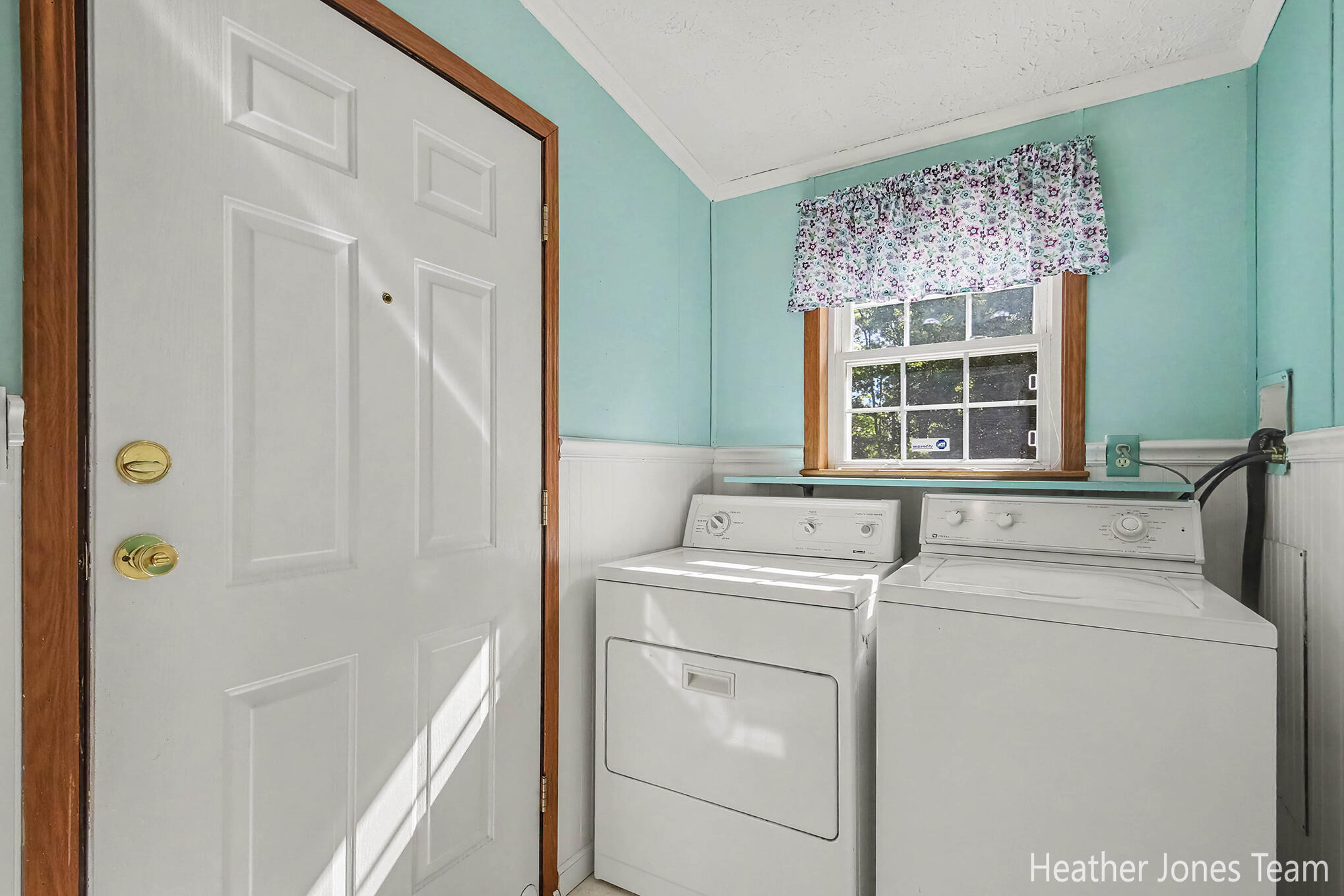 3349 N Pine Grove Road Property Photo 19