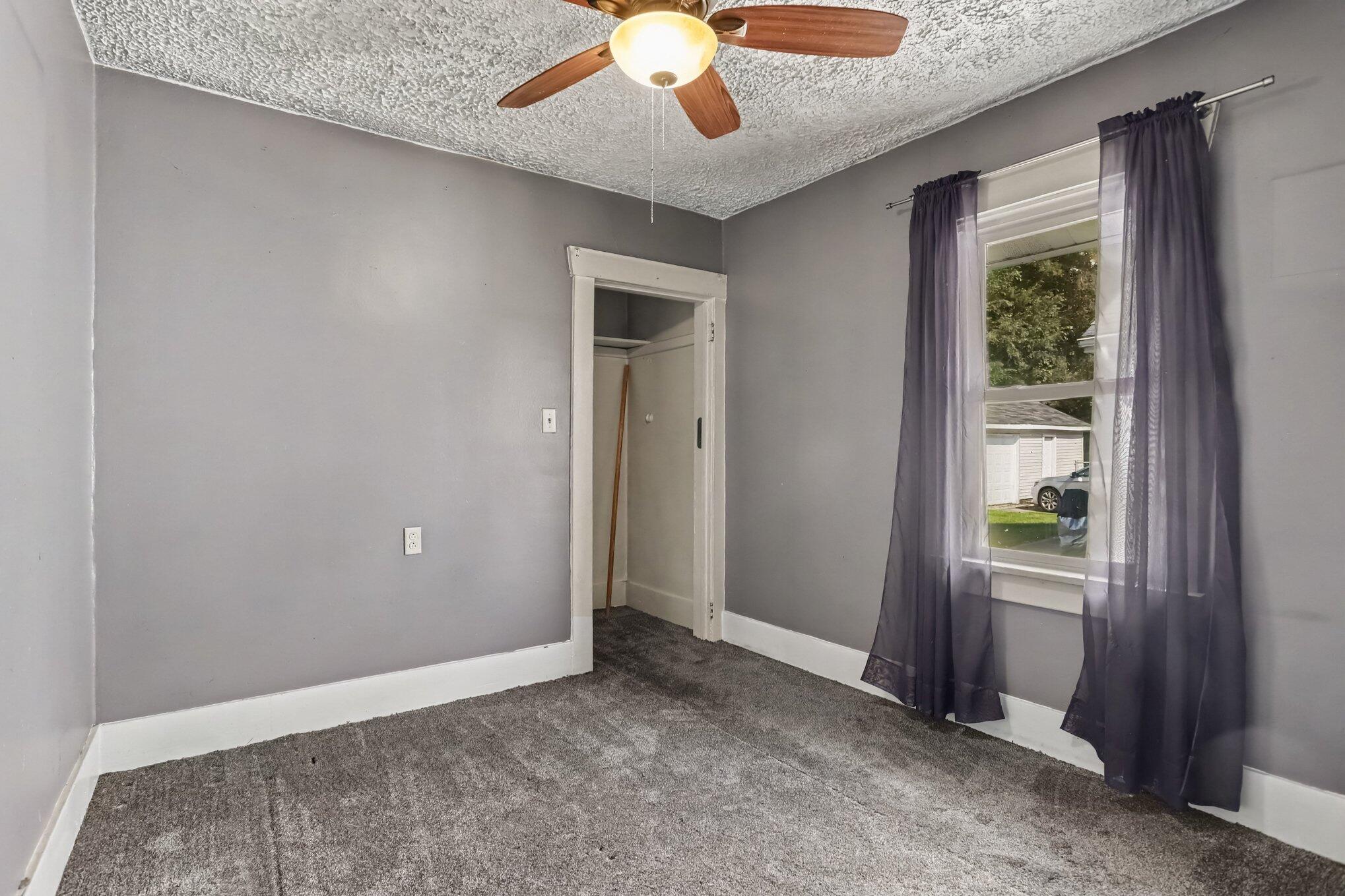 114 Foster Avenue Property Photo 8