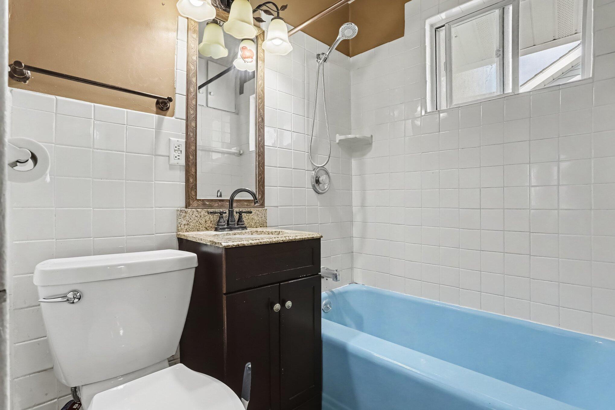 114 Foster Avenue Property Photo 9