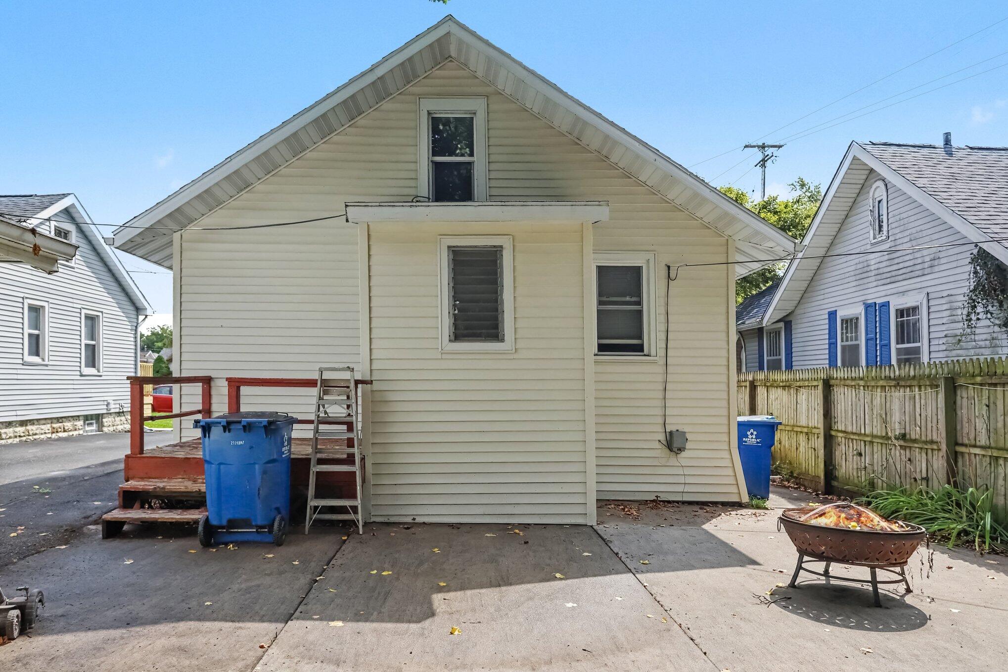 114 Foster Avenue Property Photo 13