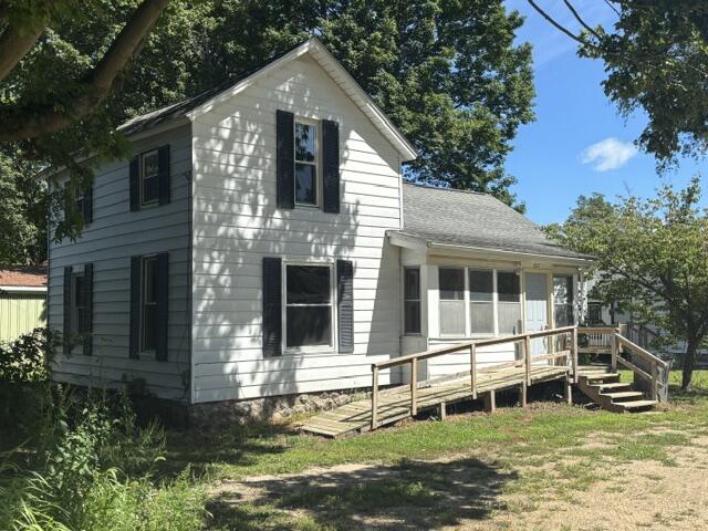 227 E Arbor Street Property Photo 1