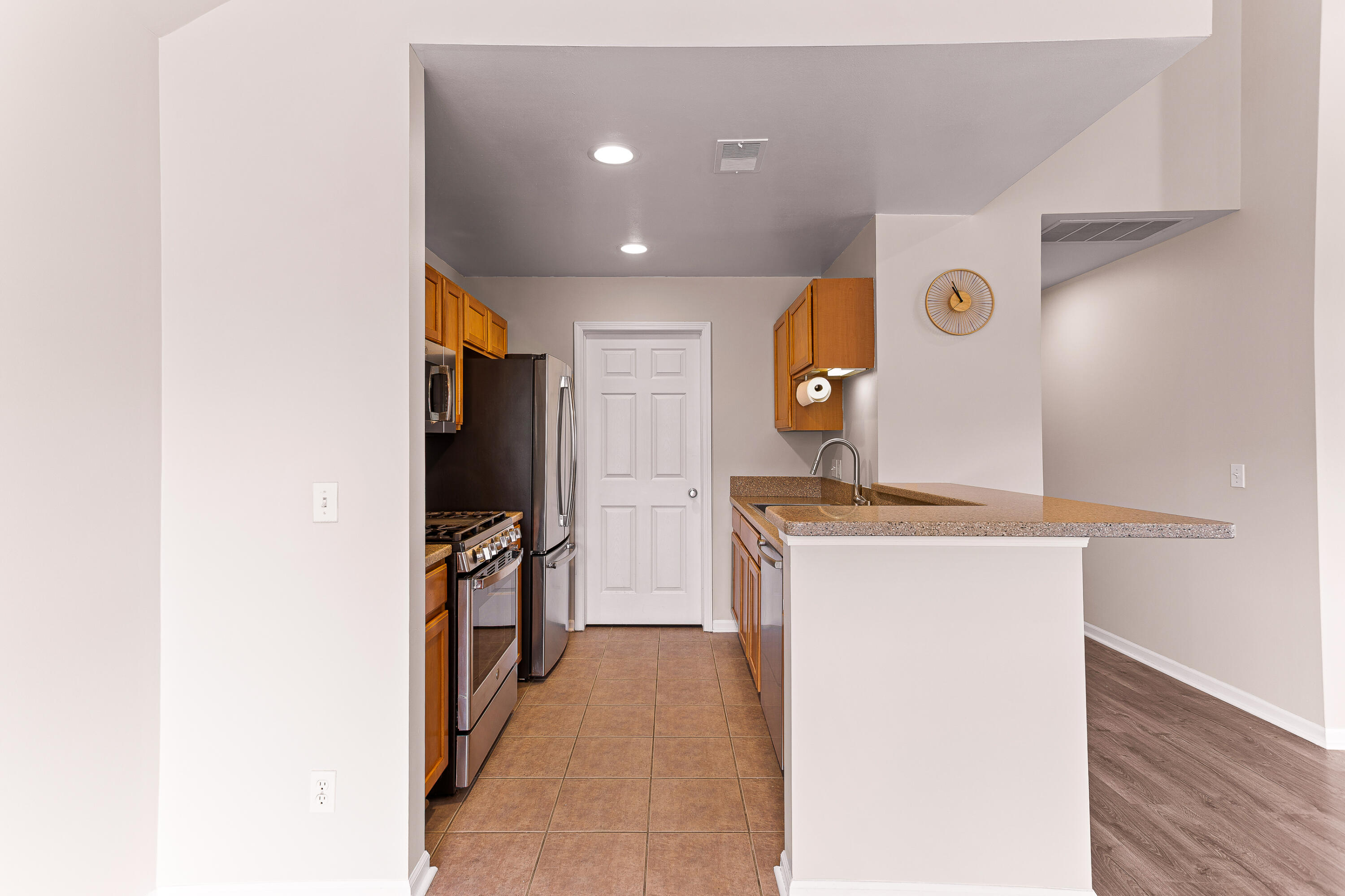 1145 Addington Lane Property Photo 7