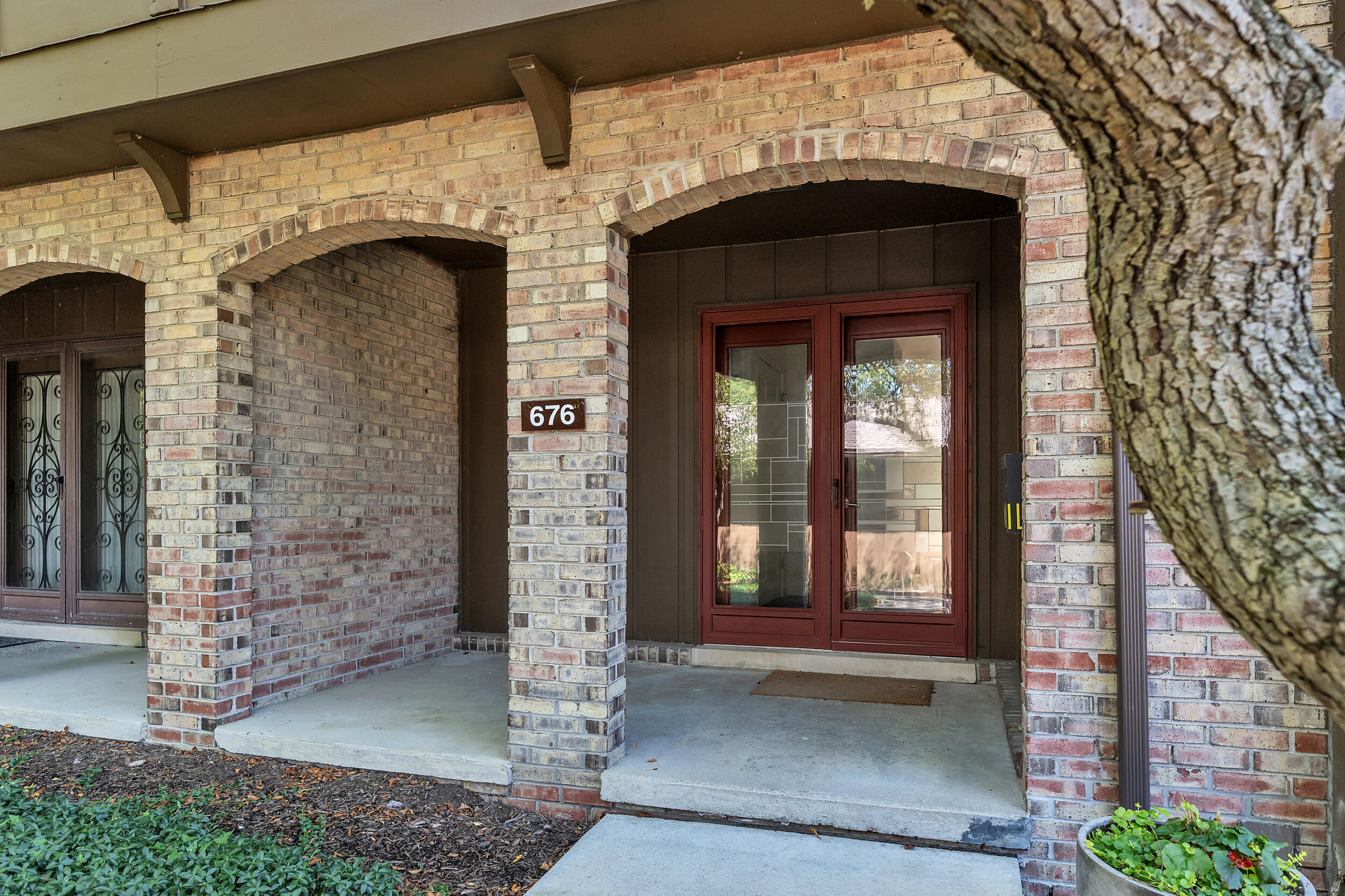 676 Greenhills Drive Property Photo 2