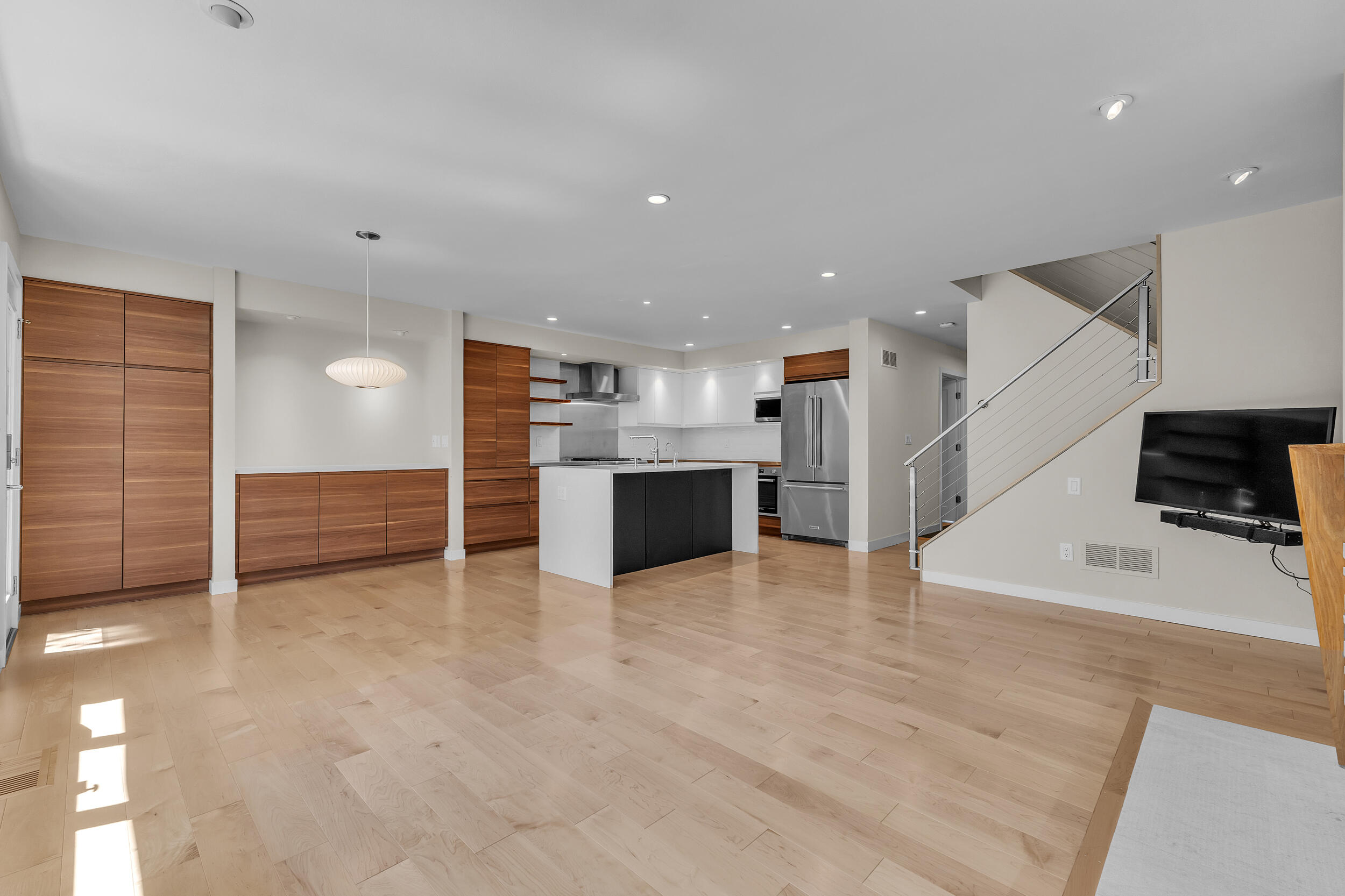676 Greenhills Drive Property Photo 12