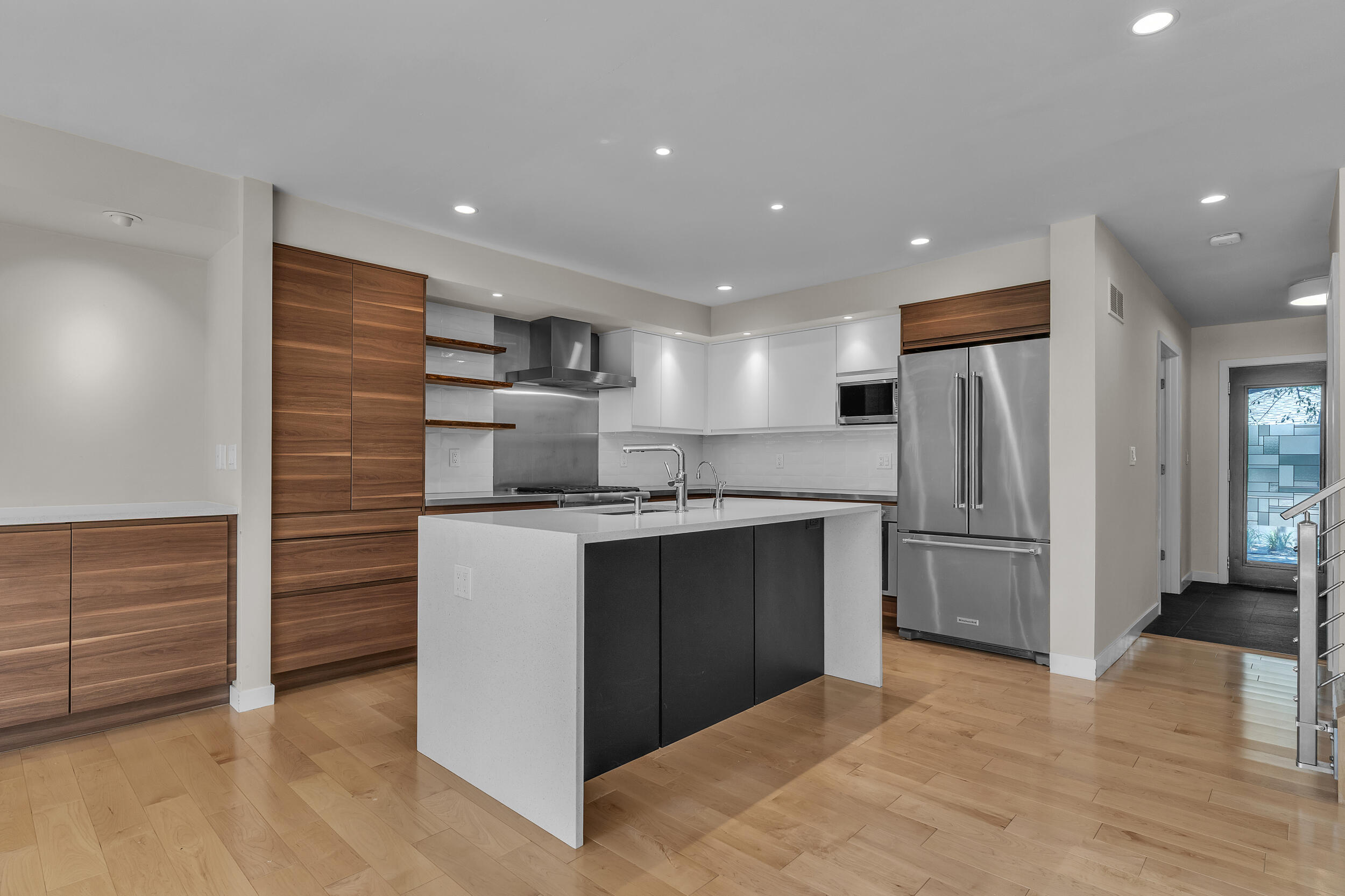 676 Greenhills Drive Property Photo 18