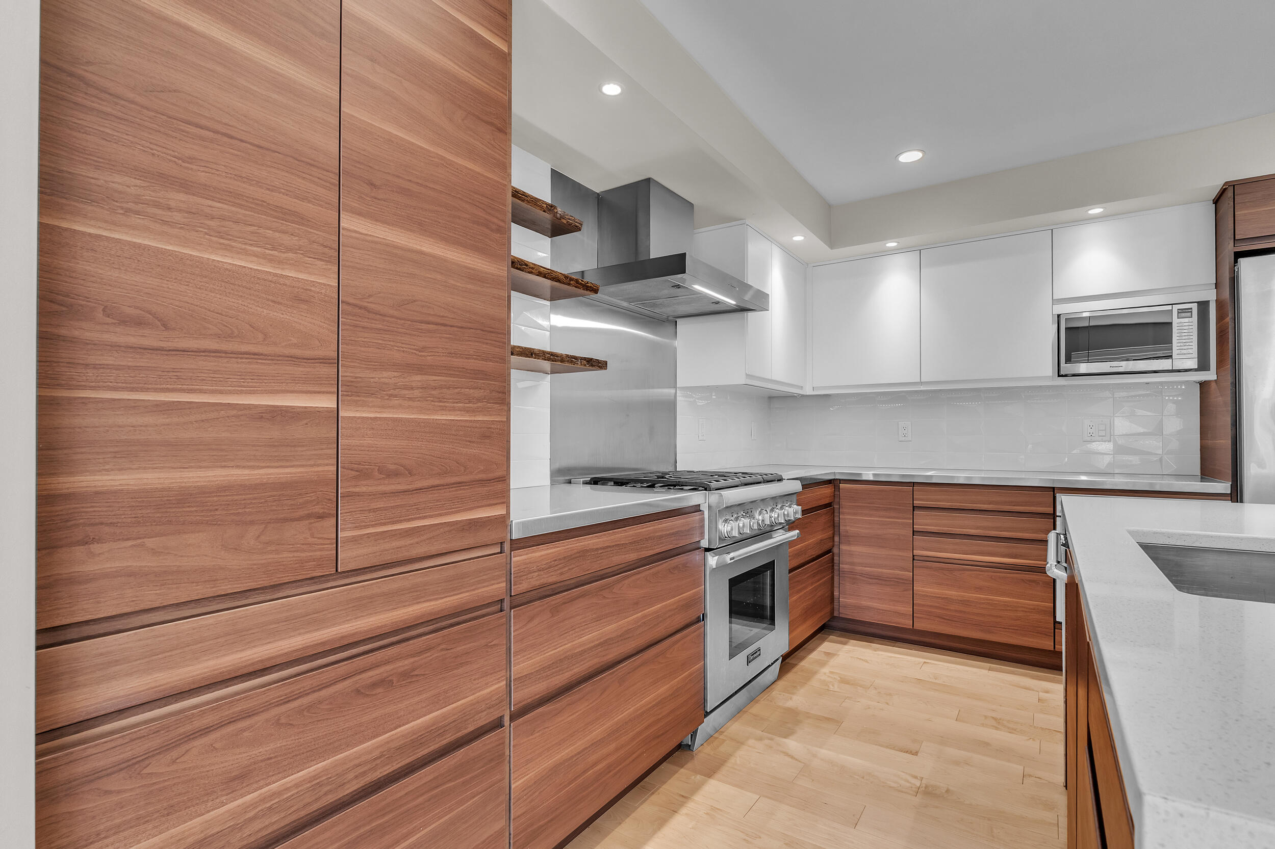 676 Greenhills Drive Property Photo 19