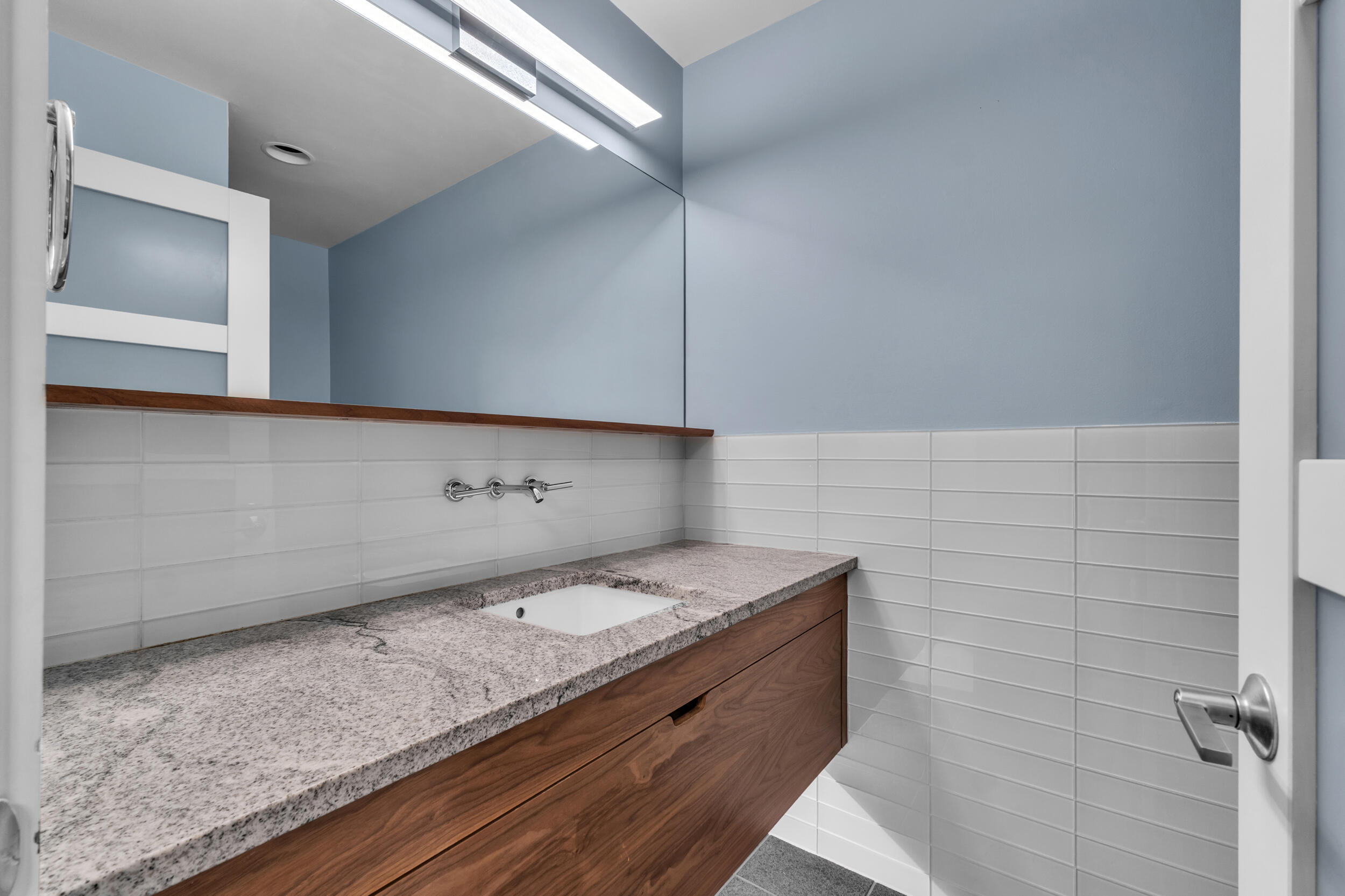 676 Greenhills Drive Property Photo 25