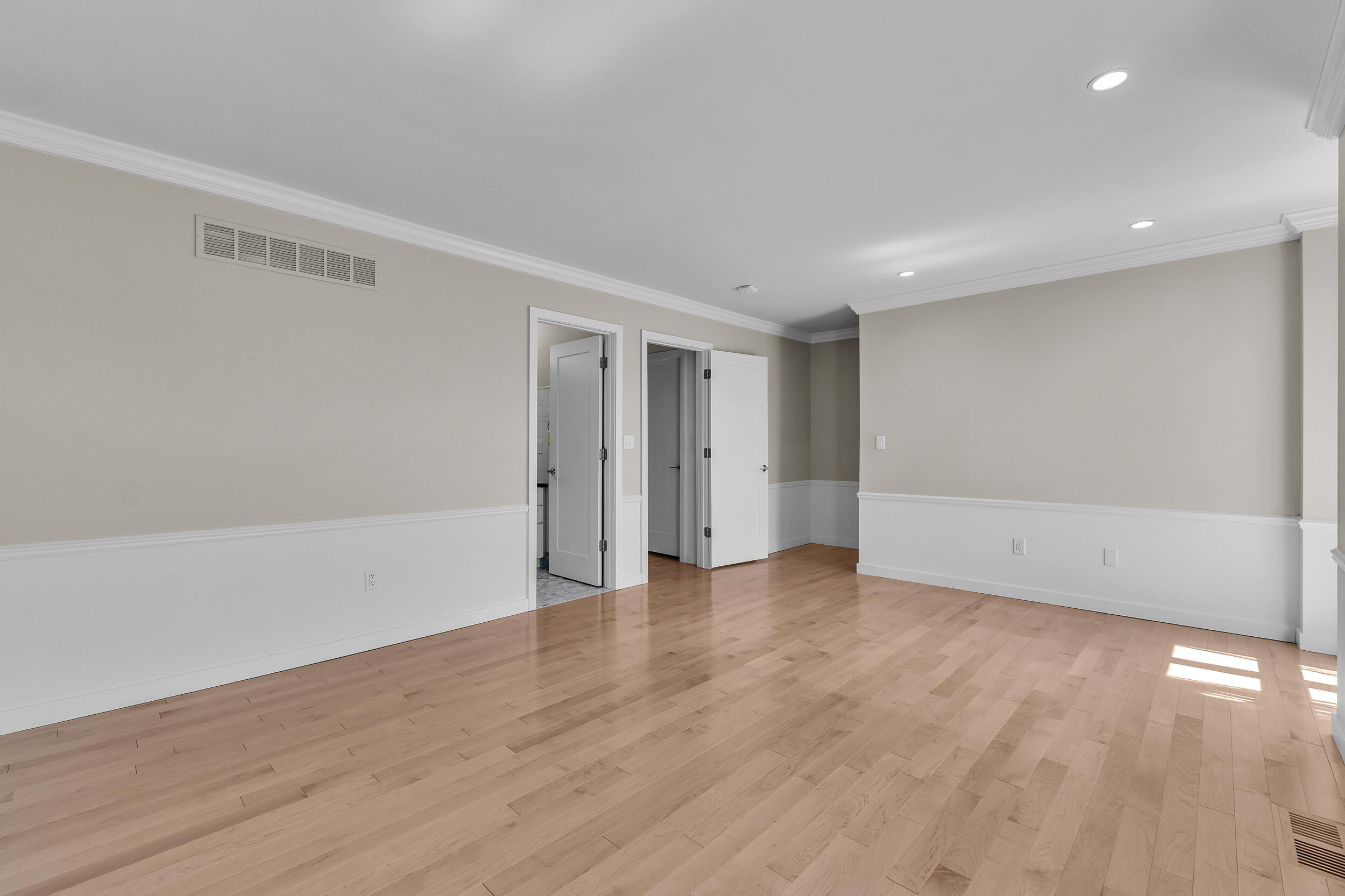 676 Greenhills Drive Property Photo 30