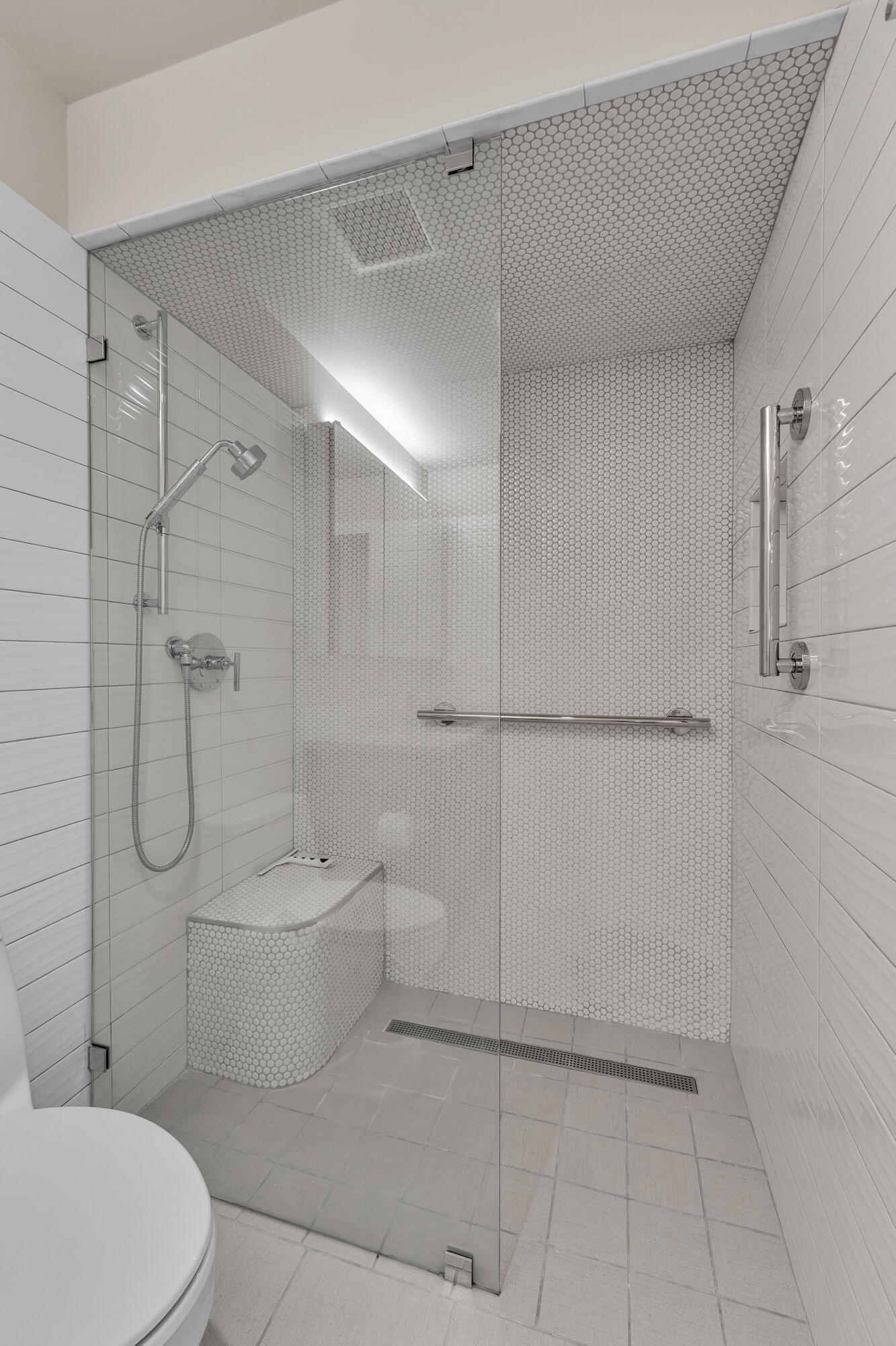 676 Greenhills Drive Property Photo 38