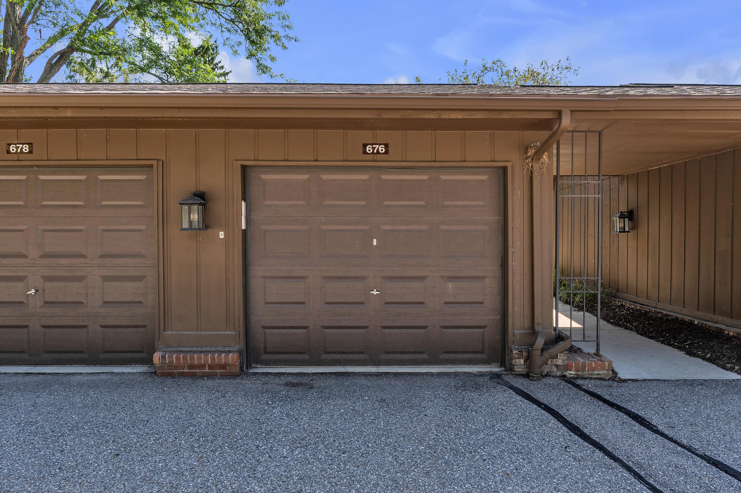 676 Greenhills Drive Property Photo 50