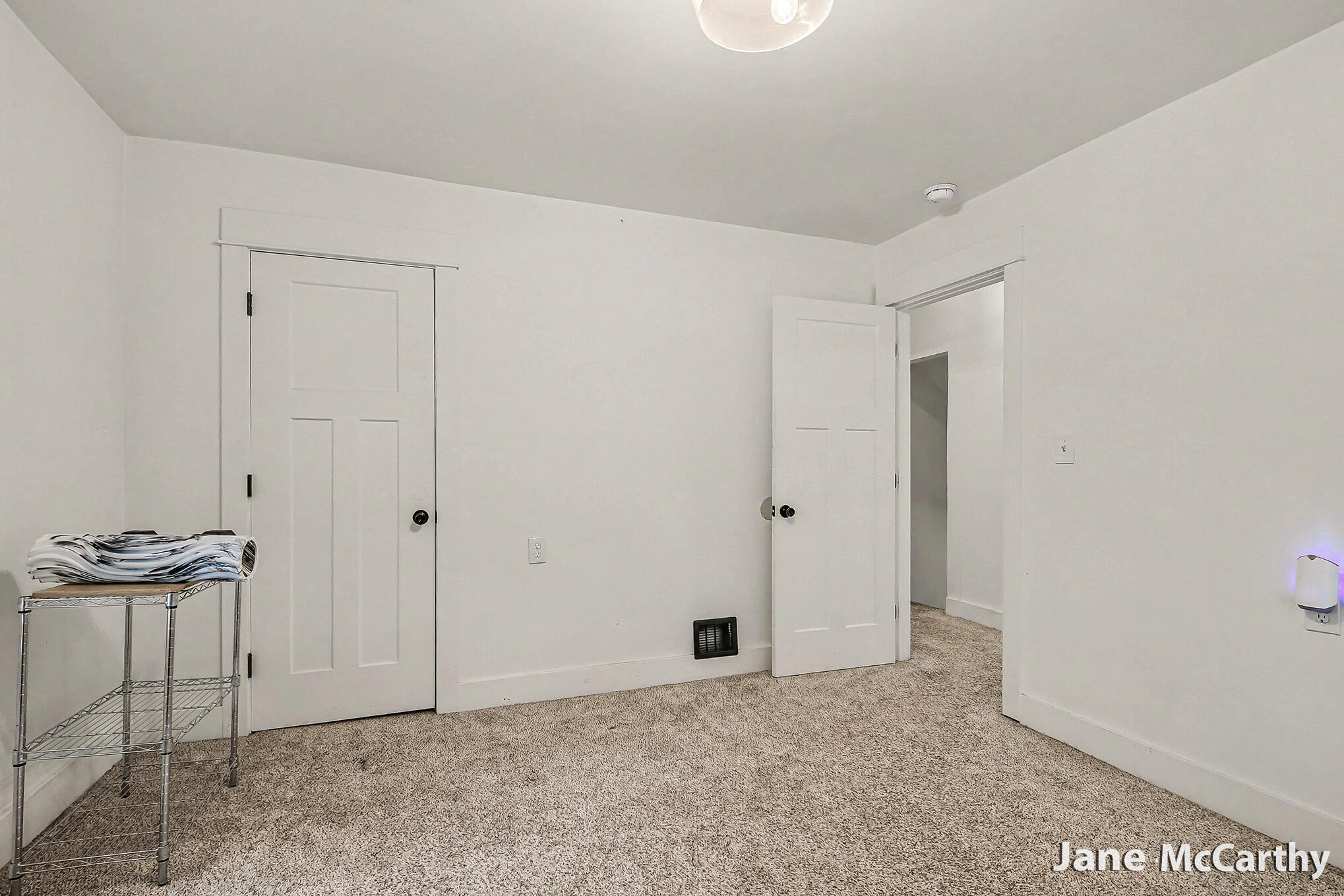 1240 Bemis Street Se Property Photo 22
