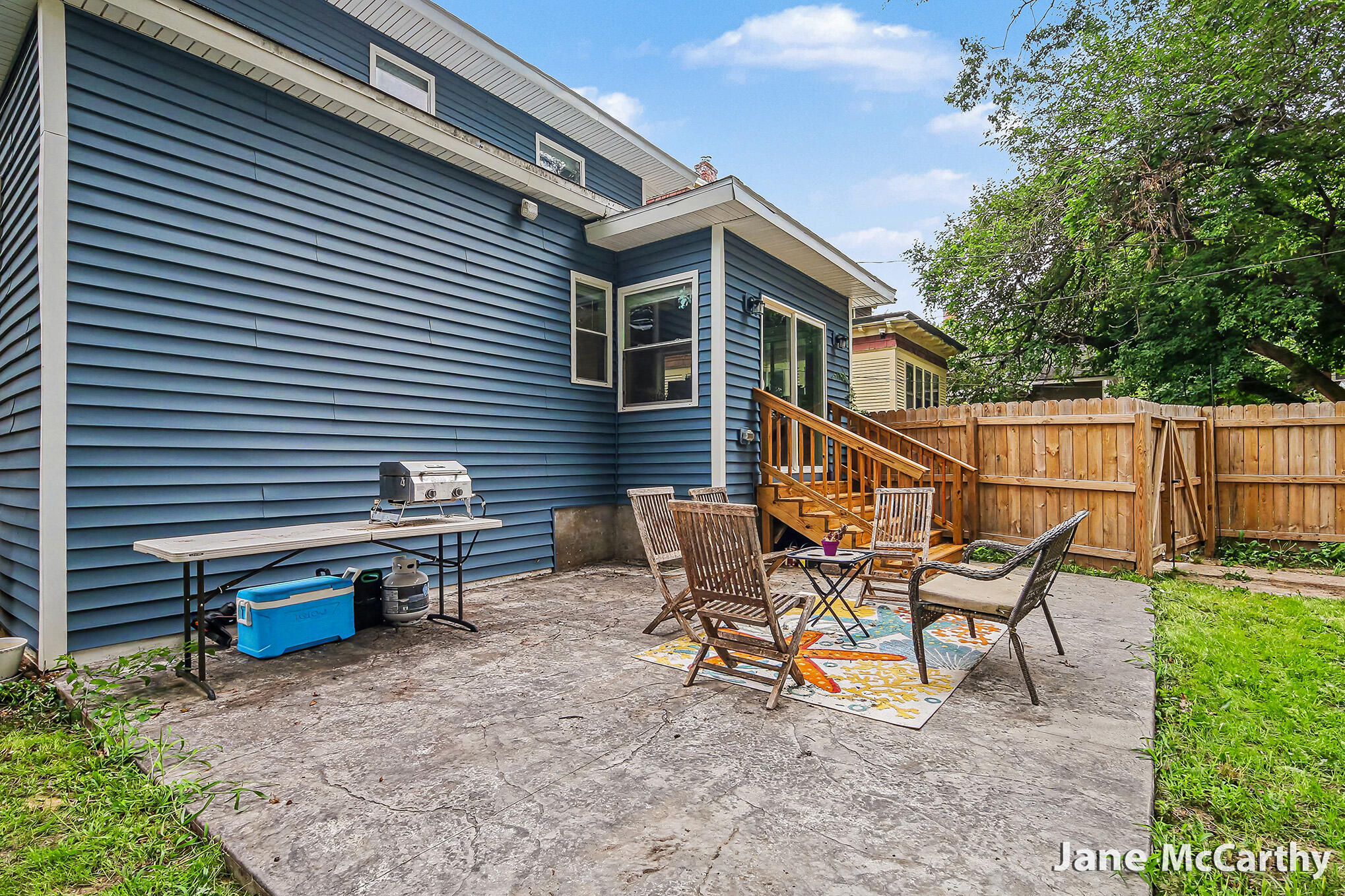 1240 Bemis Street Se Property Photo 27