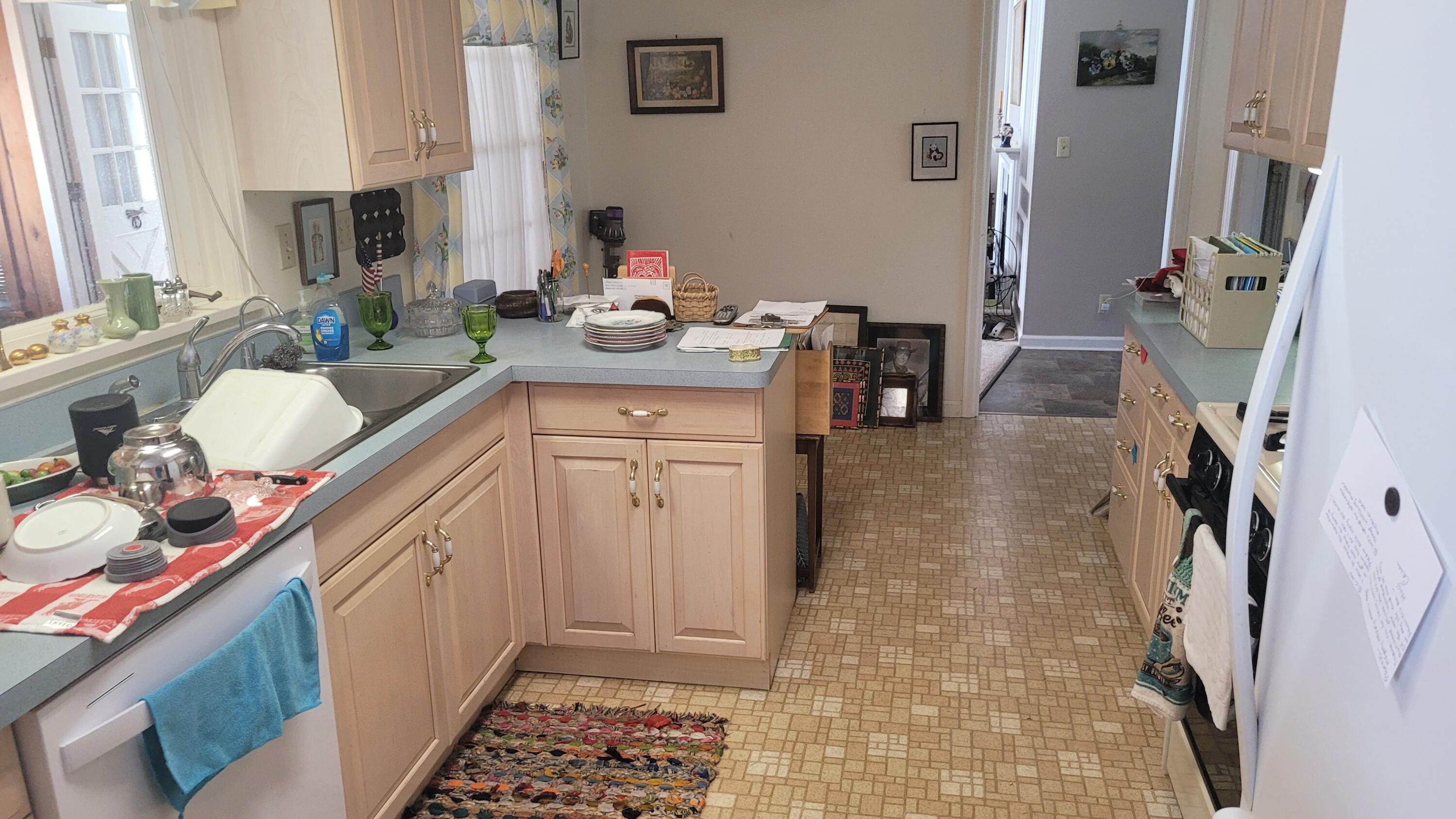 601 Se Manor Drive Property Photo 8
