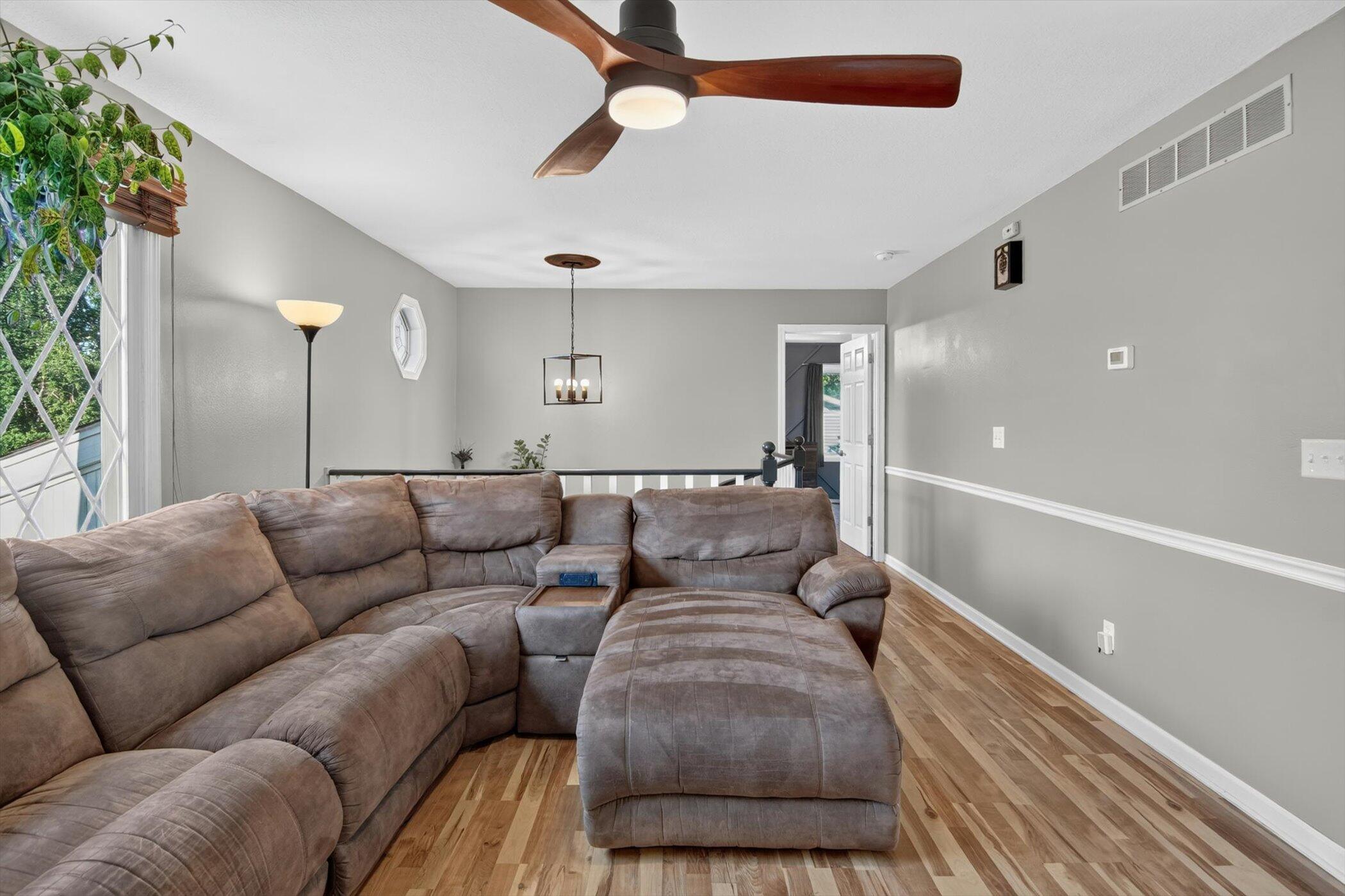 438 South Street Property Photo 5
