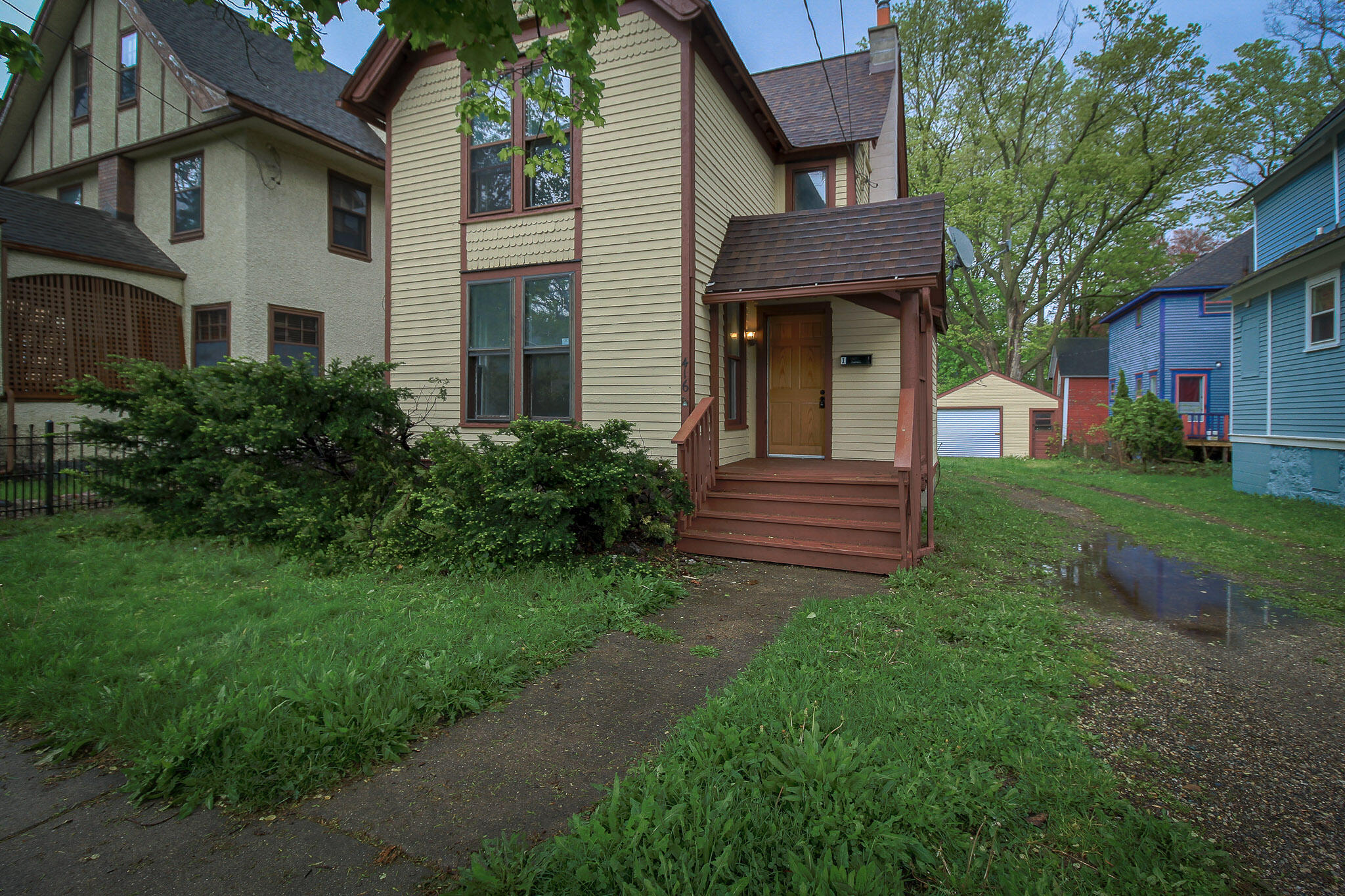 416 Douglas Avenue Property Photo 1