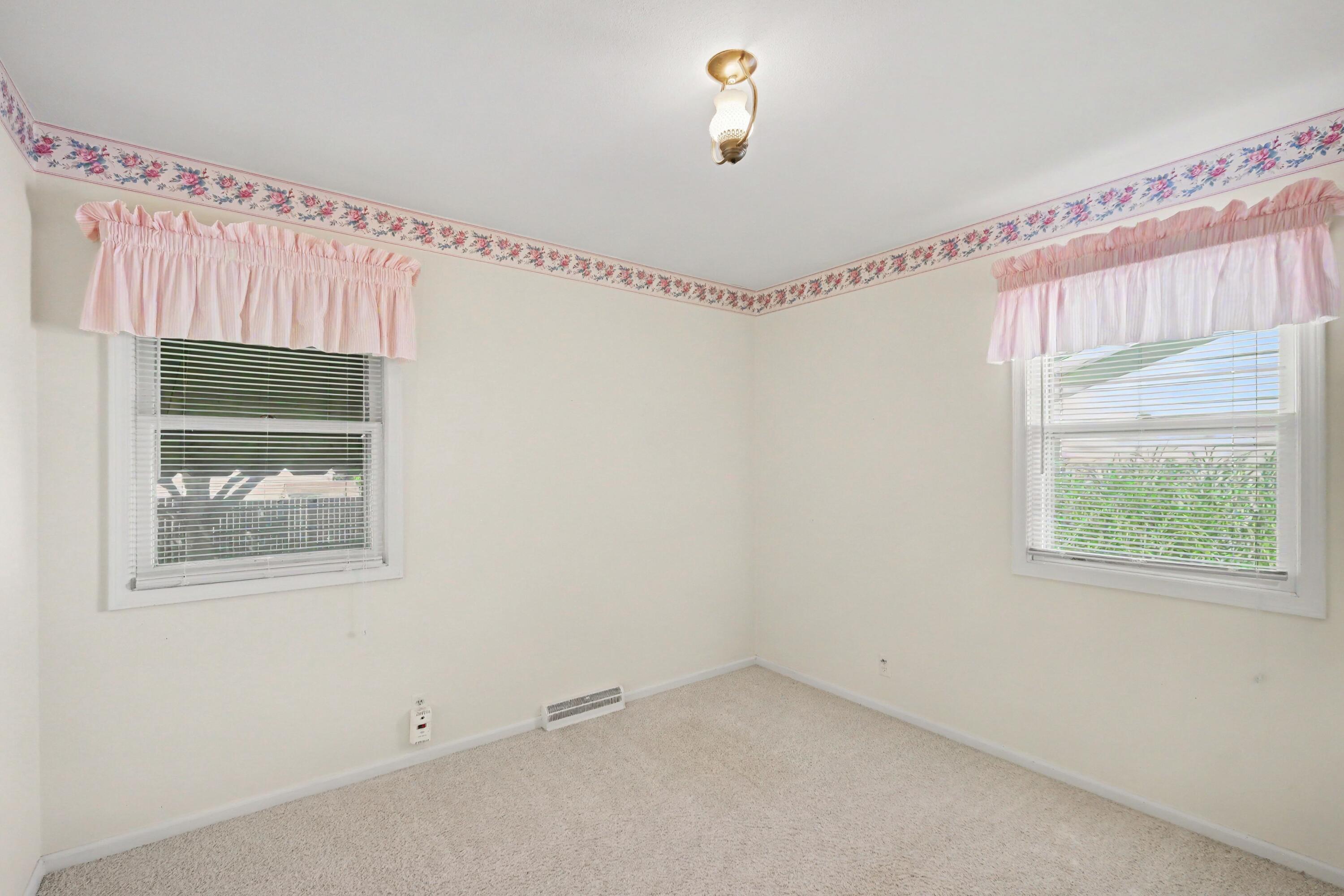 1399 Clover Crest Nw Property Photo 23