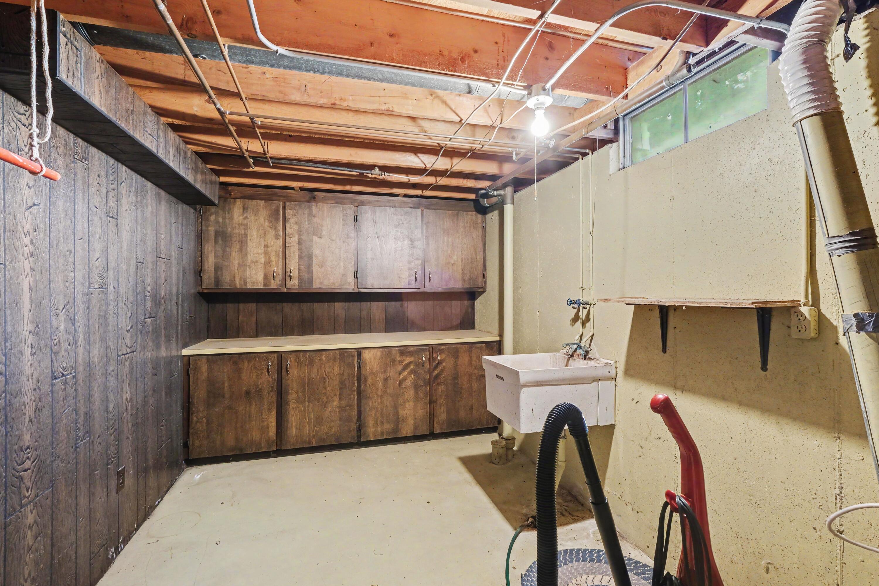 1399 Clover Crest Nw Property Photo 28
