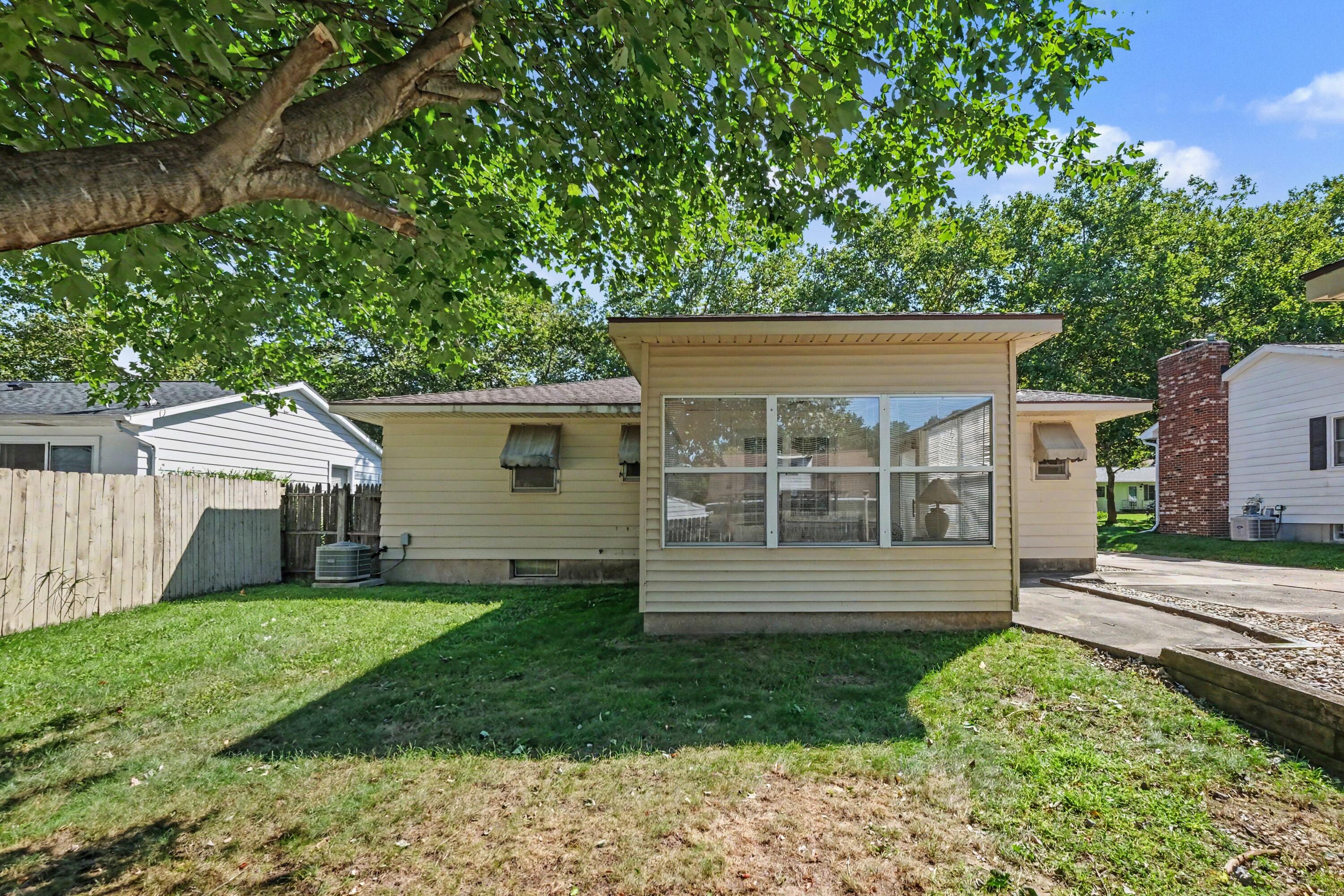 1399 Clover Crest Nw Property Photo 32