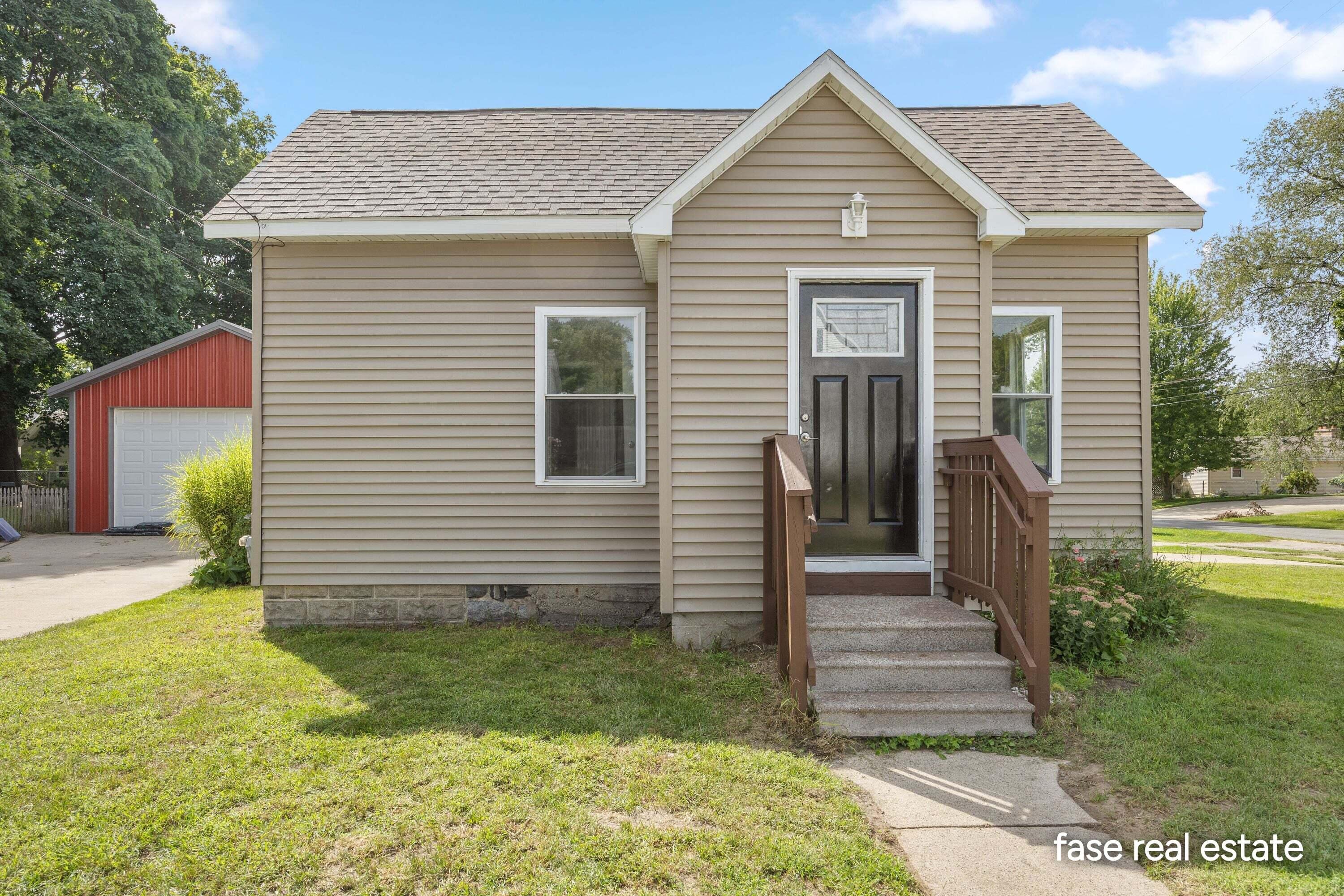 703 Pearl Street Property Photo 1