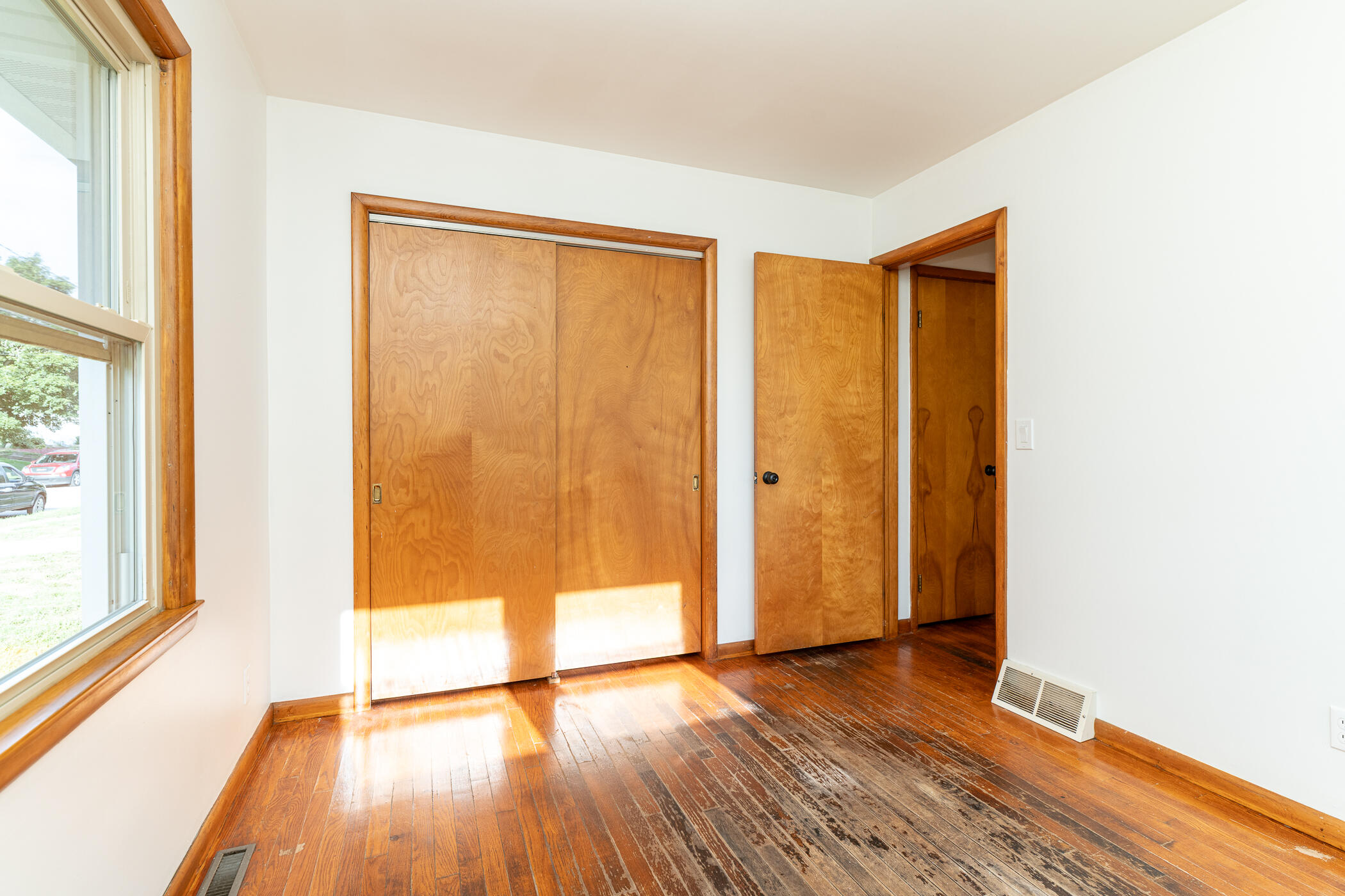 825 Forest Street Property Photo 30