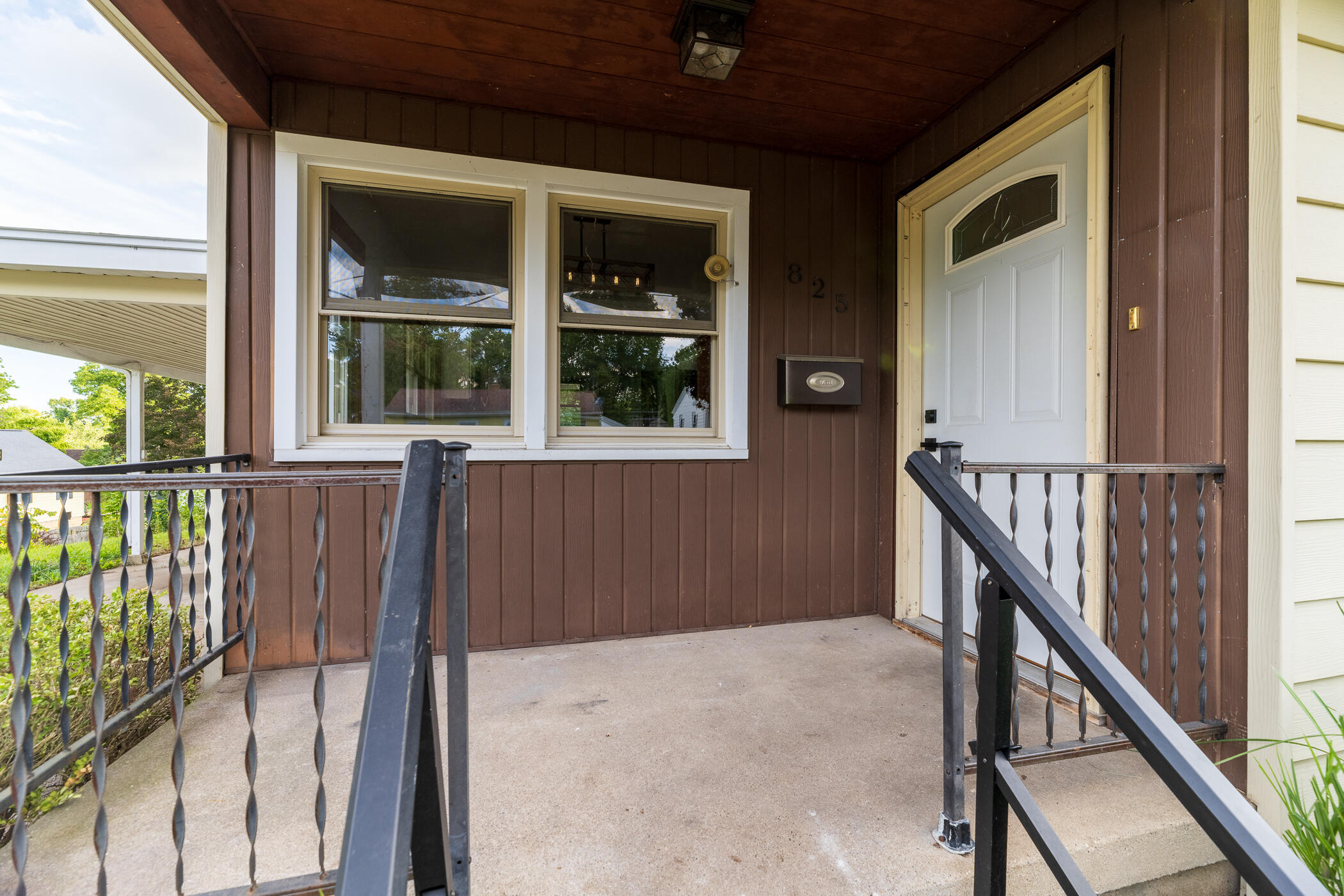 825 Forest Street Property Photo 48