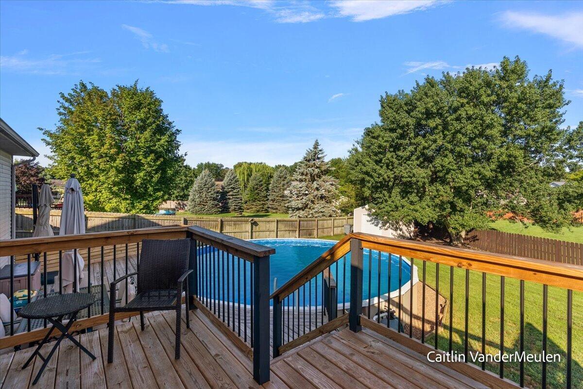 11421 Prairie Avenue Property Photo 9