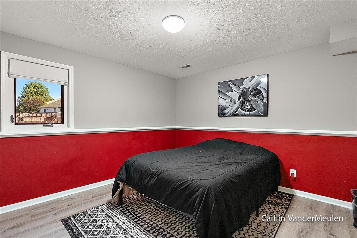 11421 Prairie Avenue Property Photo 42