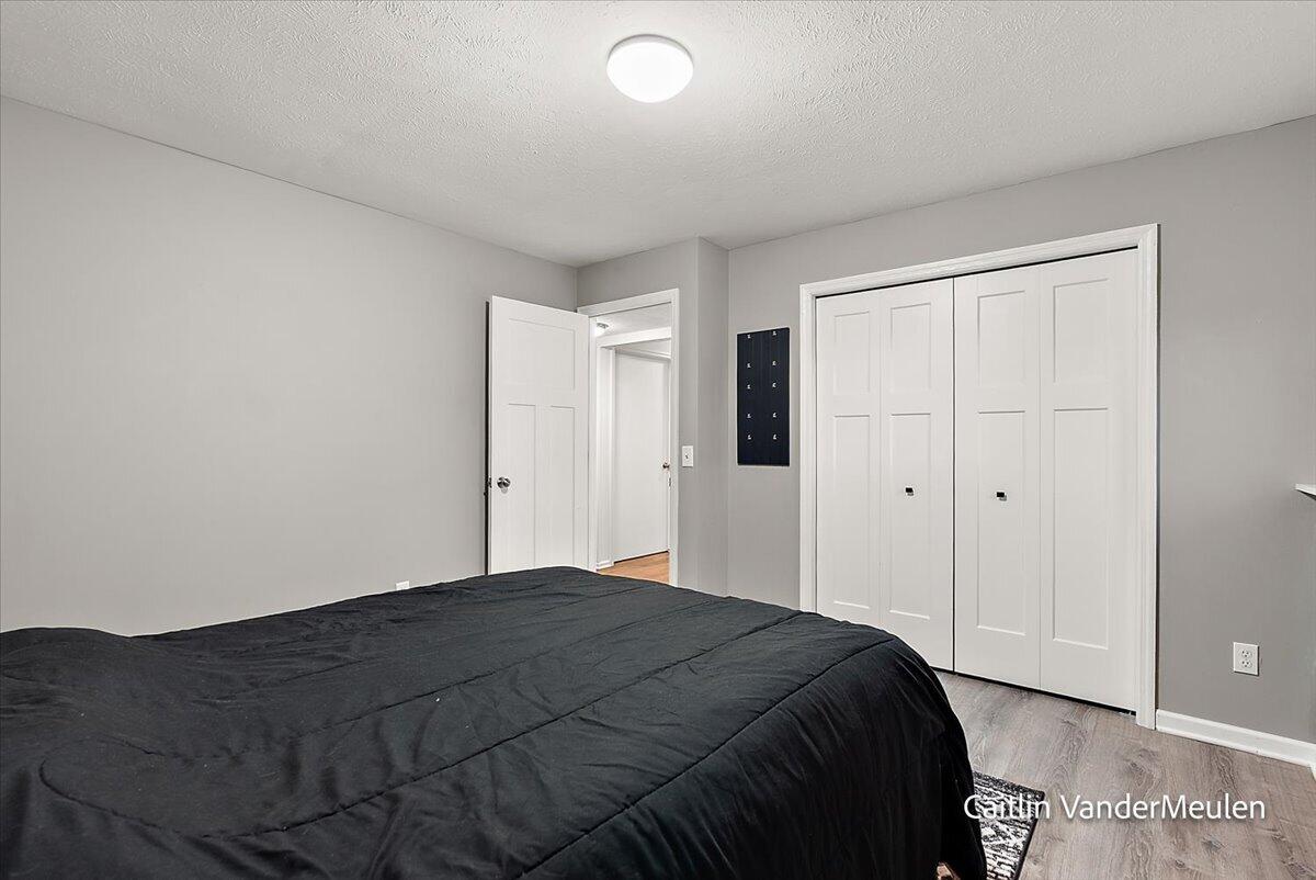 11421 Prairie Avenue Property Photo 44