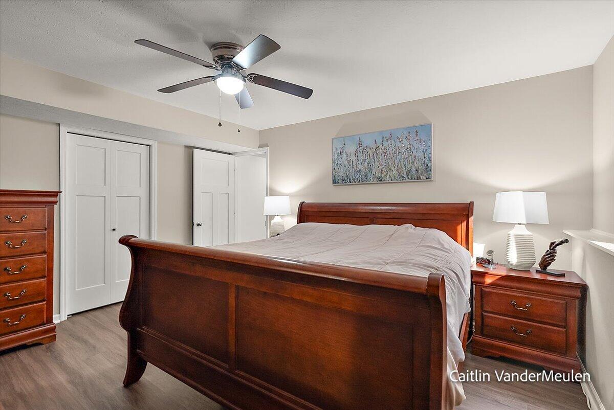 11421 Prairie Avenue Property Photo 47