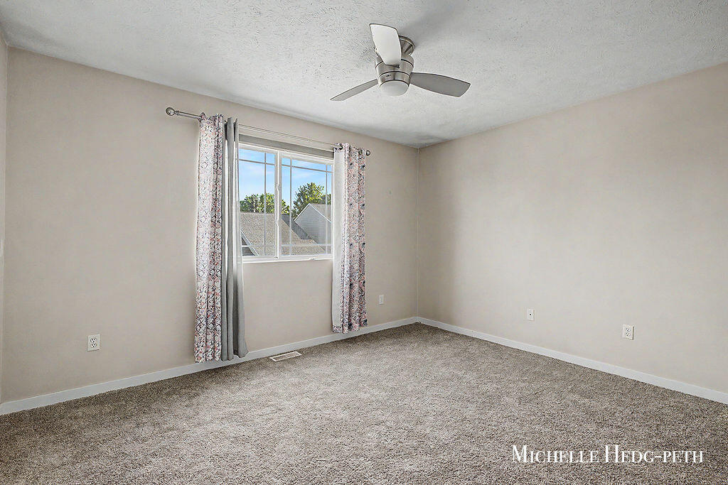 2984 Edgestone Drive 22 Property Photo 7