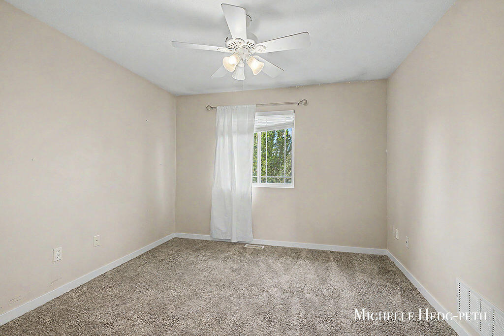 2984 Edgestone Drive 22 Property Photo 12