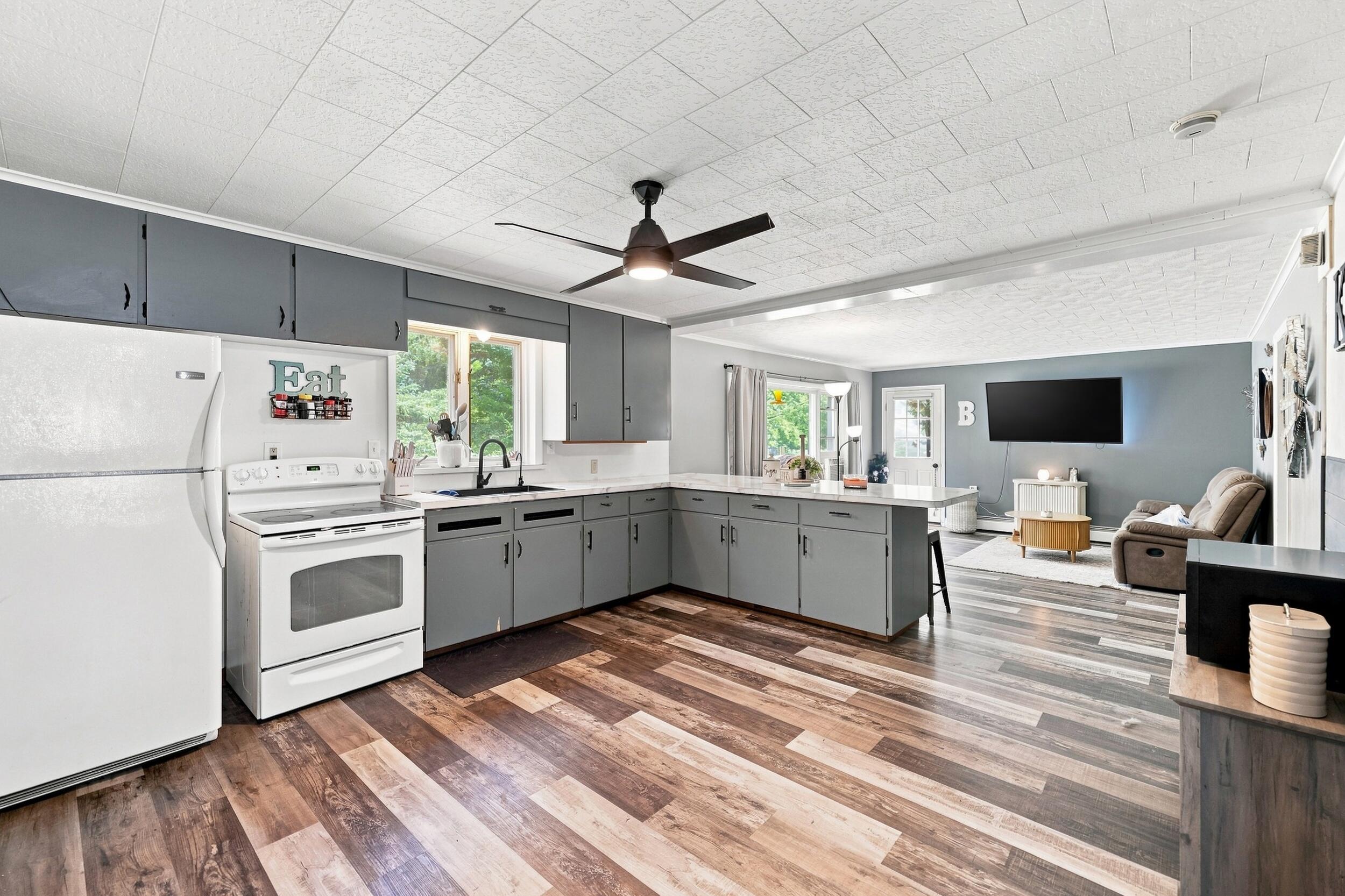 7531 County Farm Road Property Photo 4