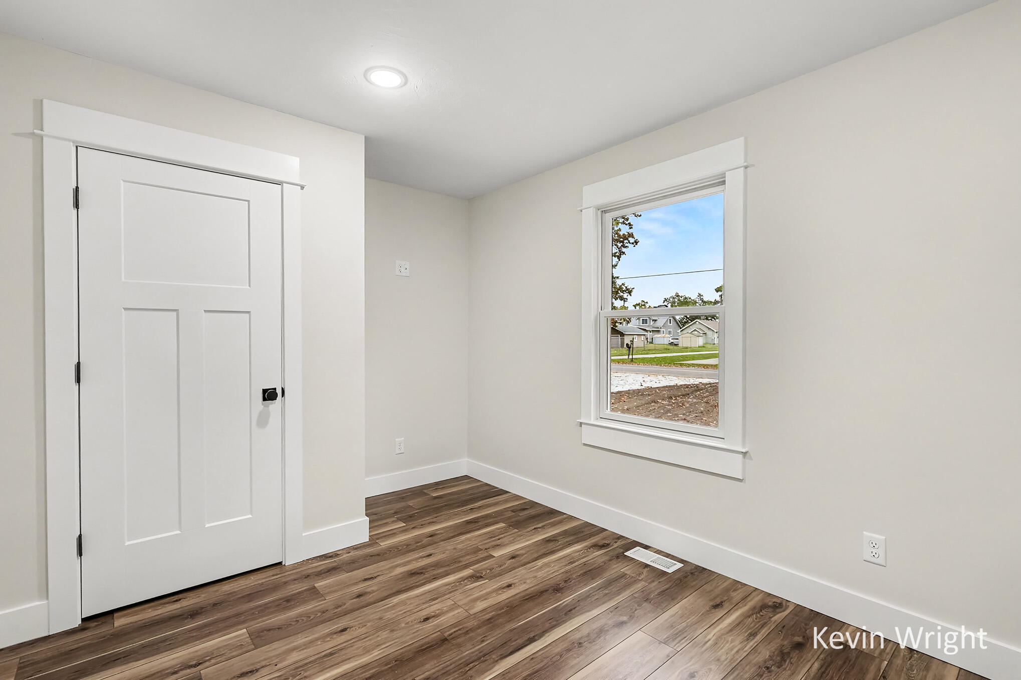 420 West Street Property Photo 10