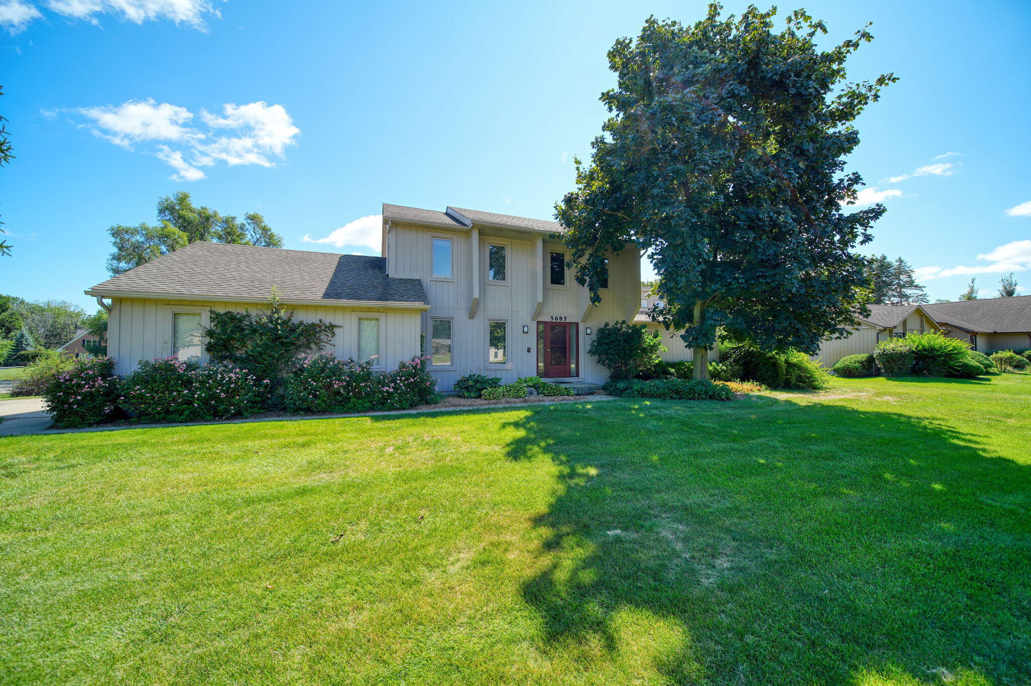 5685 E Silo Ridge Drive Property Photo 1