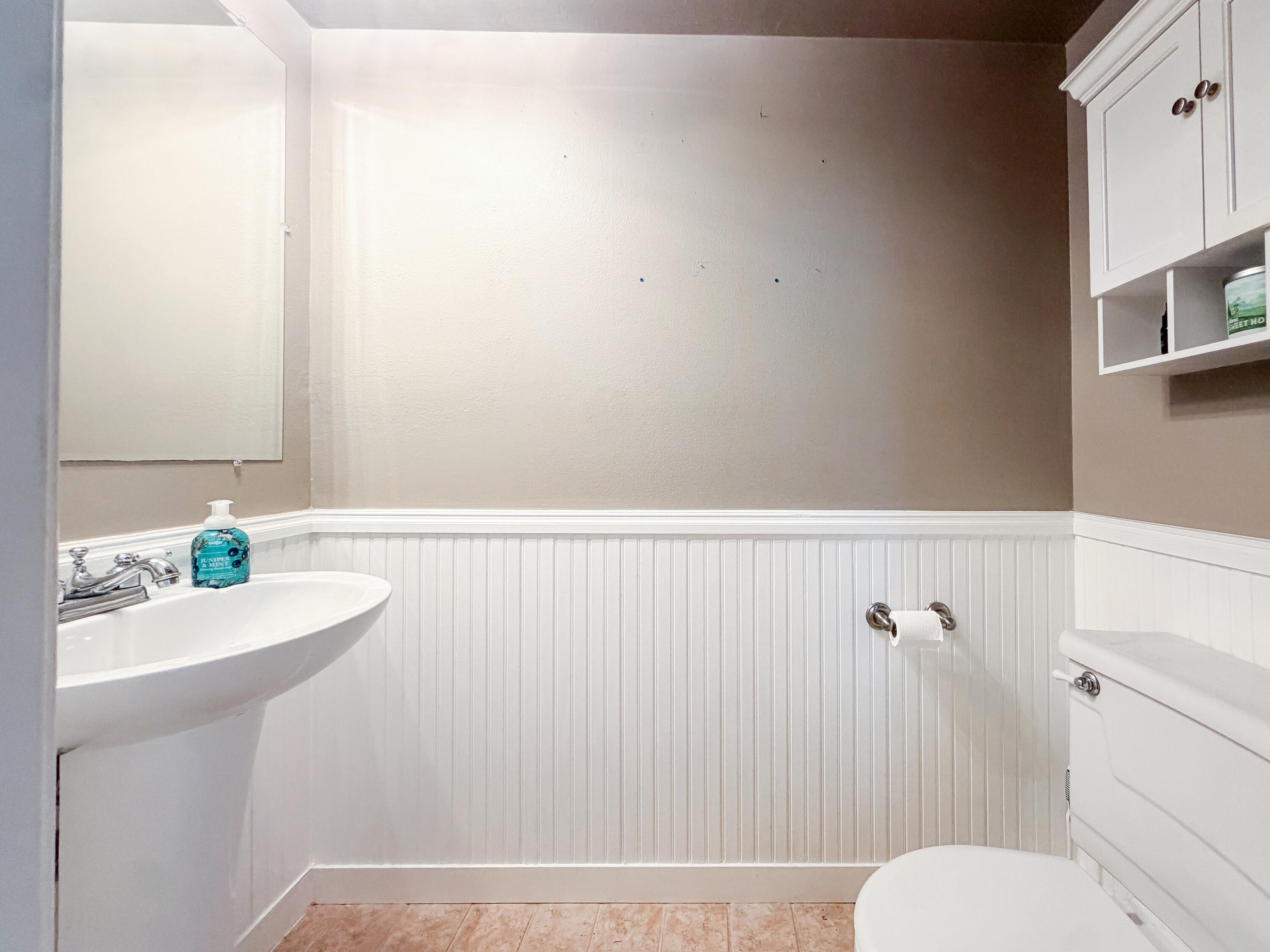 2806 Page Avenue Property Photo 24